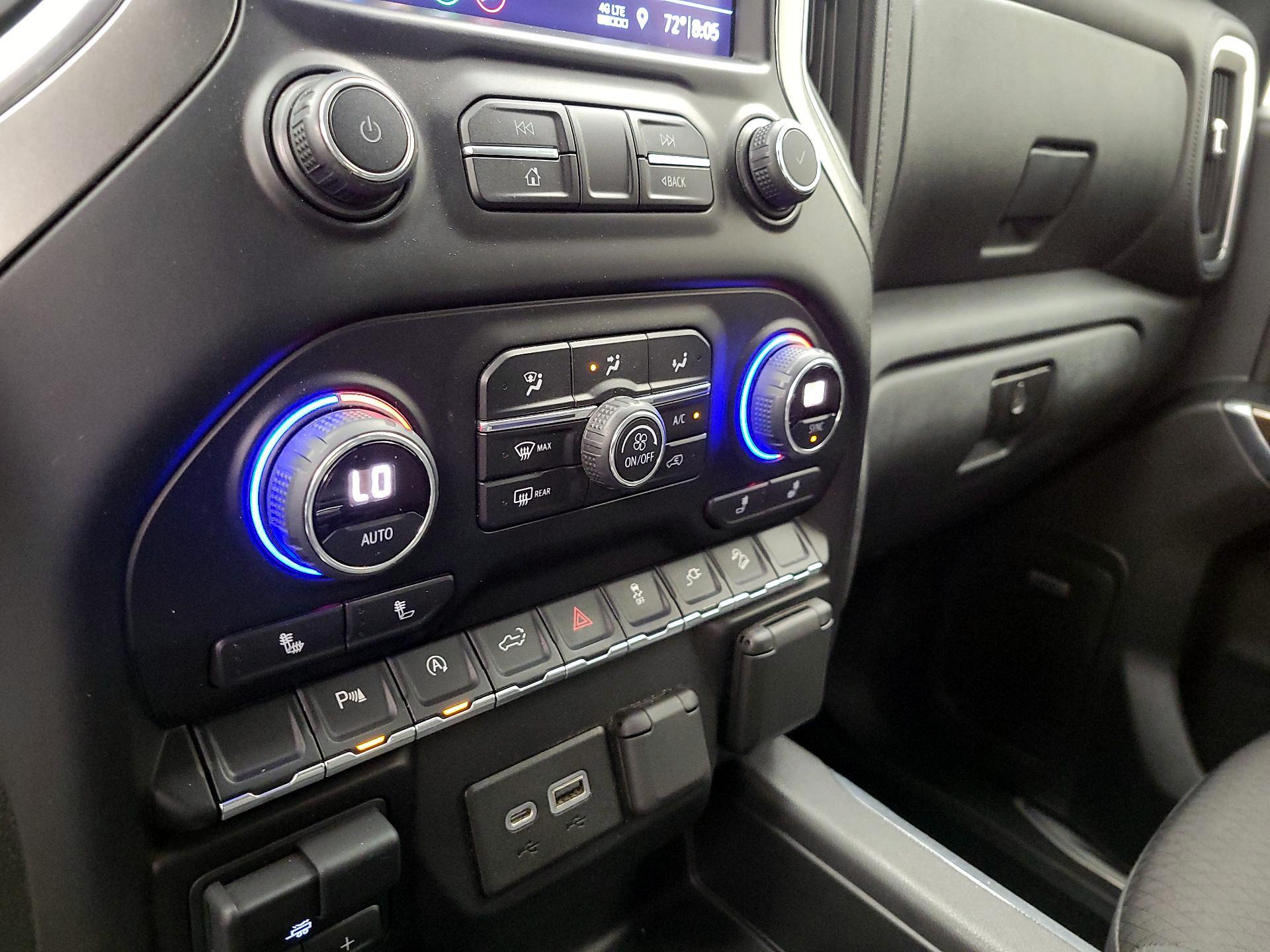 Thumbnail: 2019 Chevrolet Silverado 1500 - 17