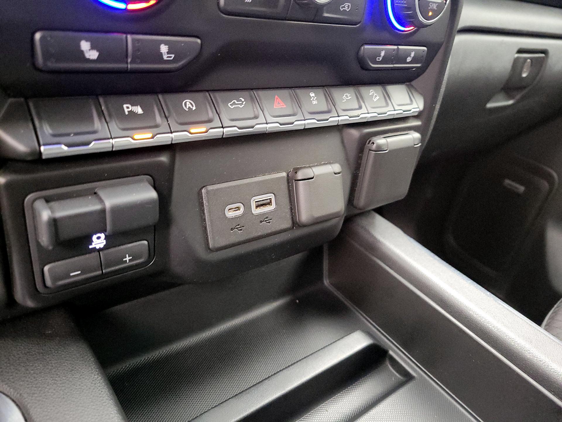 Thumbnail: 2019 Chevrolet Silverado 1500 - 19