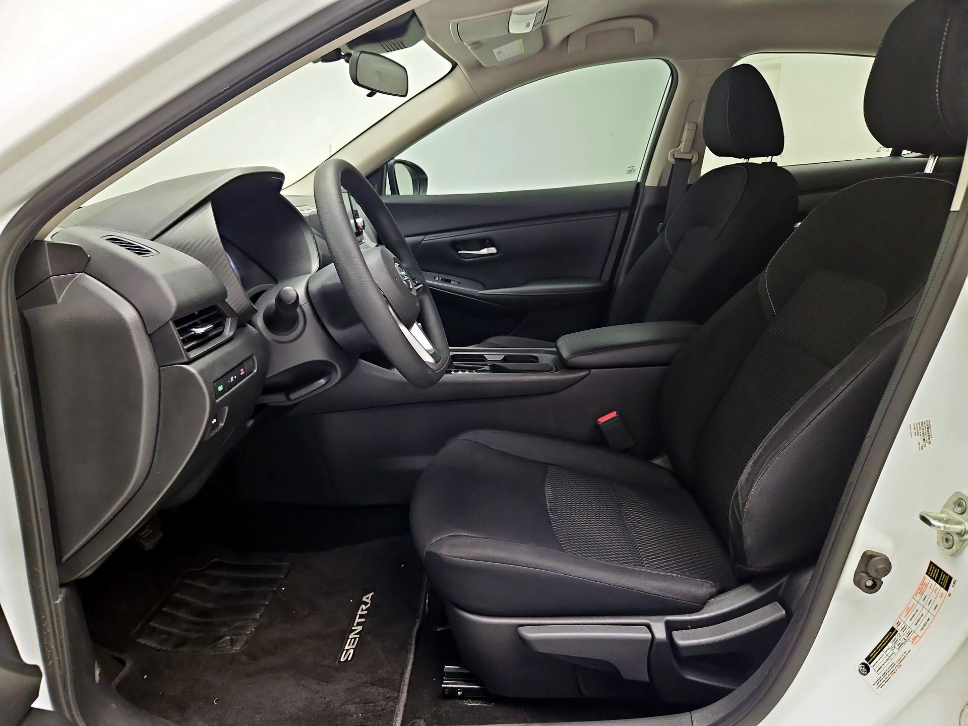 Thumbnail: 2021 Nissan Sentra - 11