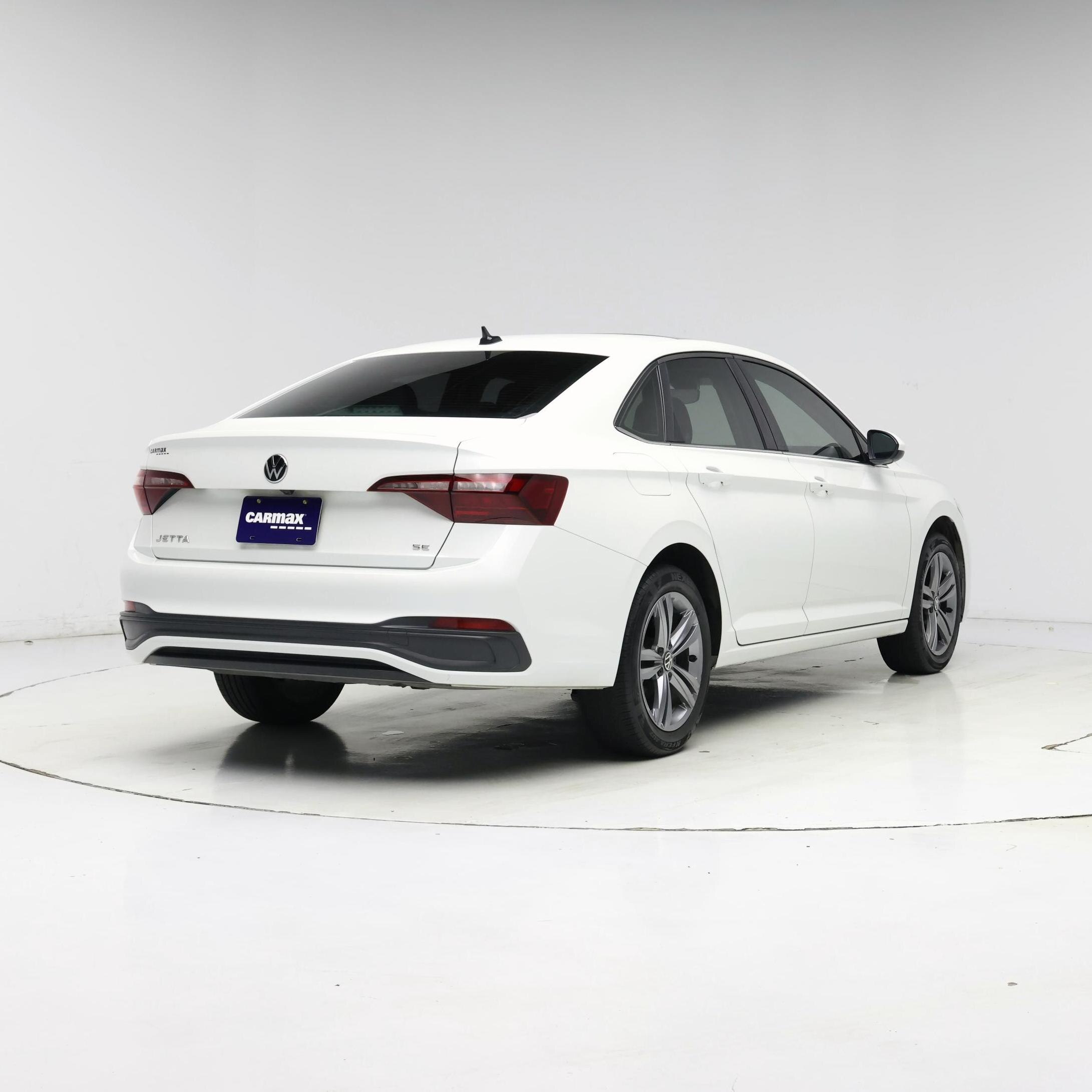 Thumbnail: 2023 Volkswagen Jetta - 8