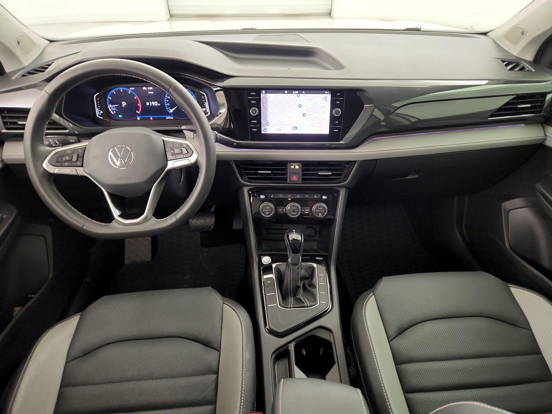 Thumbnail: 2022 Volkswagen Taos - 9