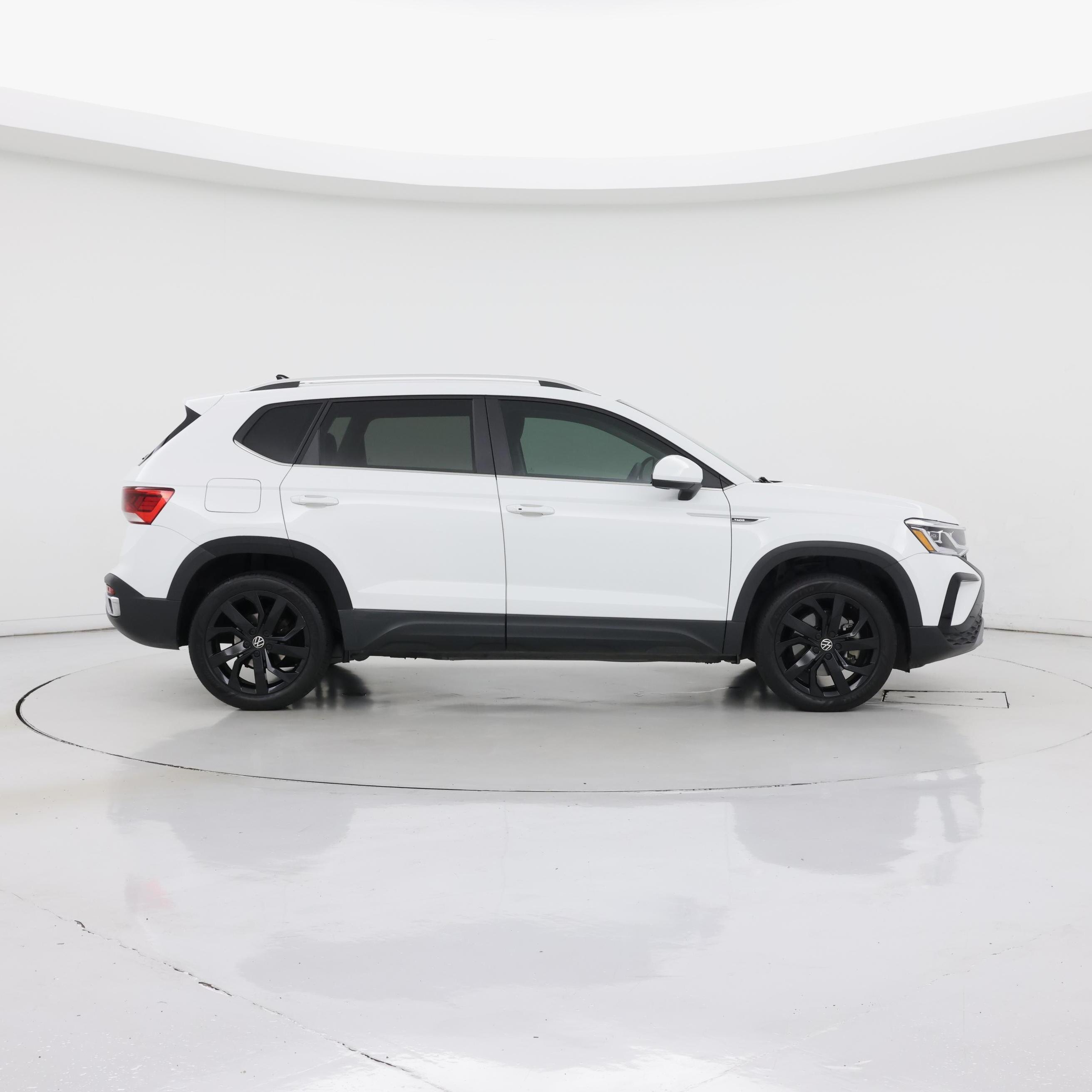 Thumbnail: 2022 Volkswagen Taos - 7