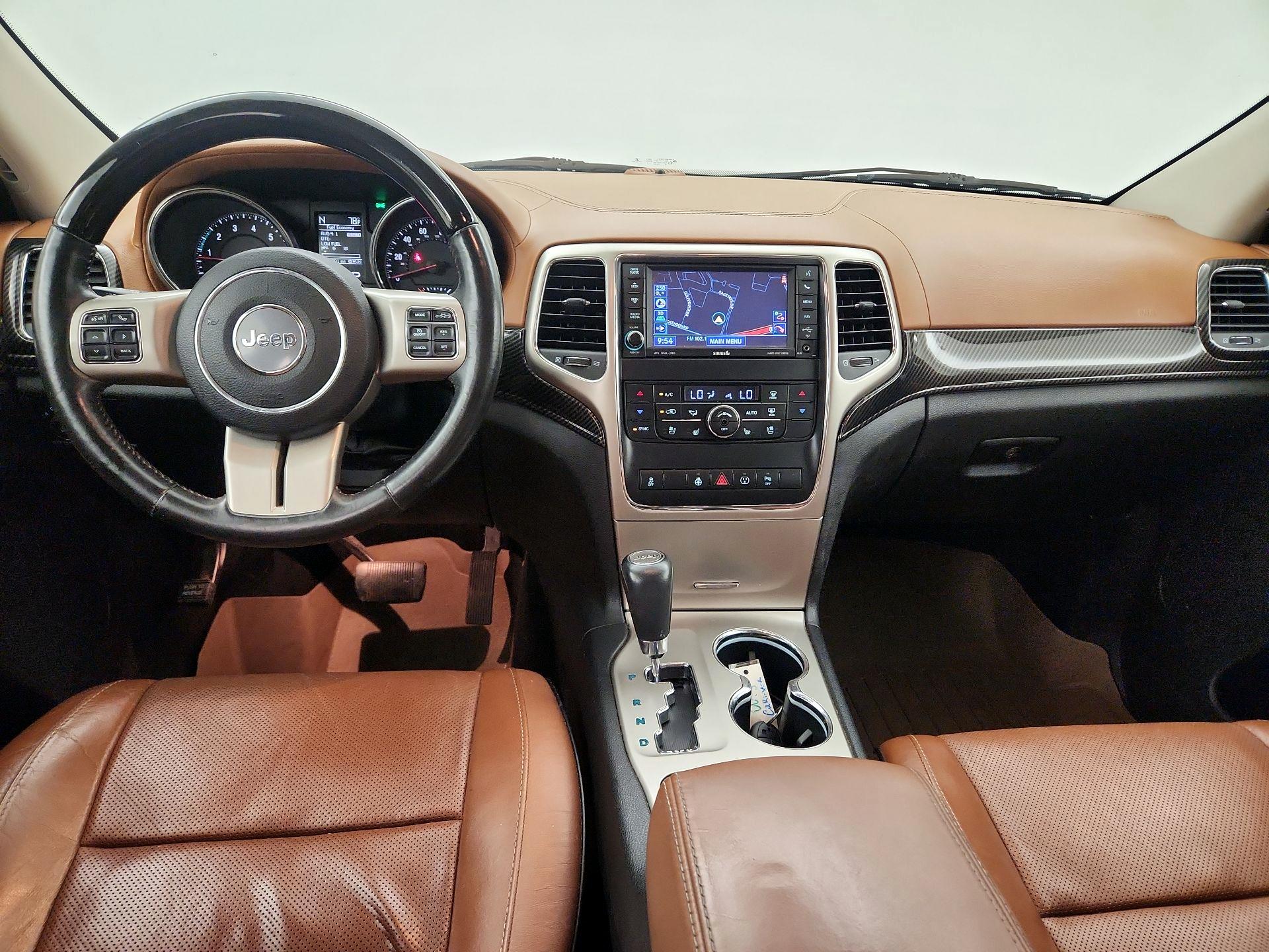Thumbnail: 2013 Jeep Grand Cherokee - 9