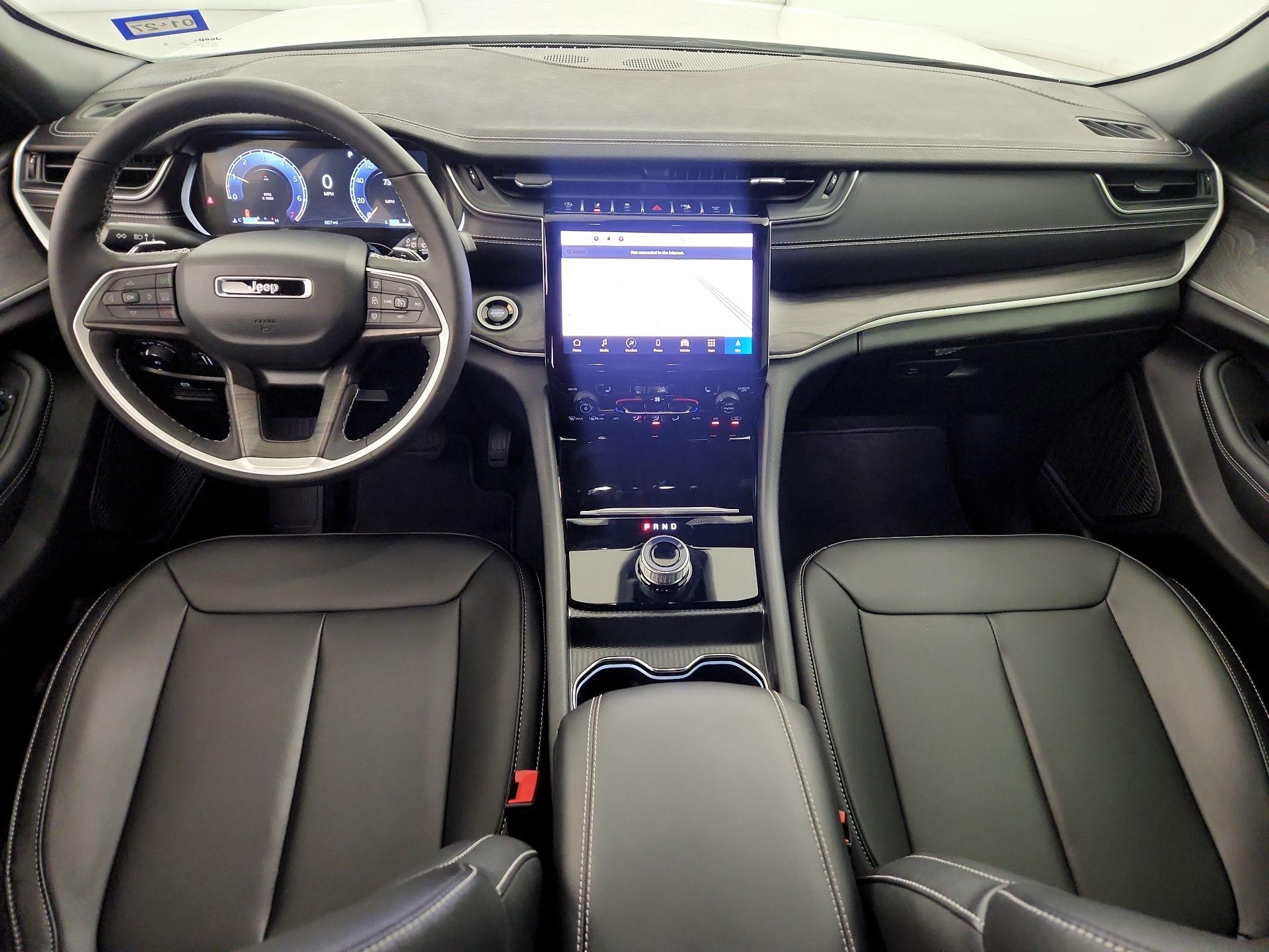 Thumbnail: 2025 Jeep Grand Cherokee - 9