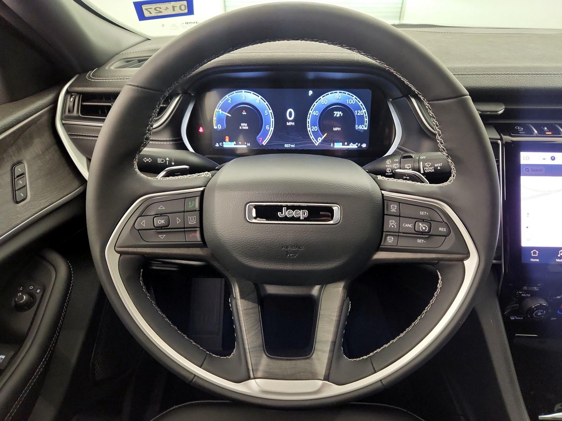 Thumbnail: 2025 Jeep Grand Cherokee - 10