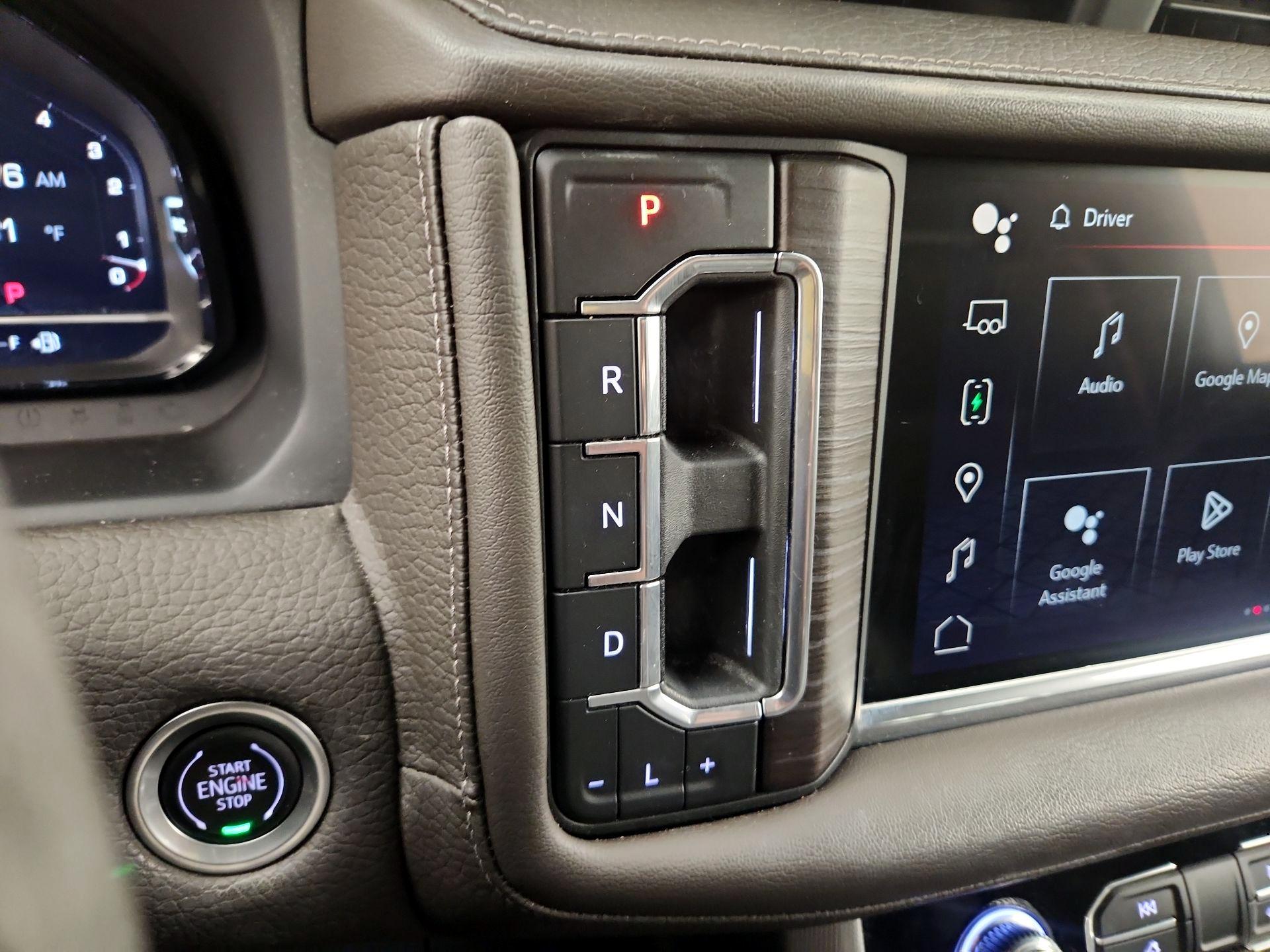 Thumbnail: 2022 GMC Yukon XL - 17