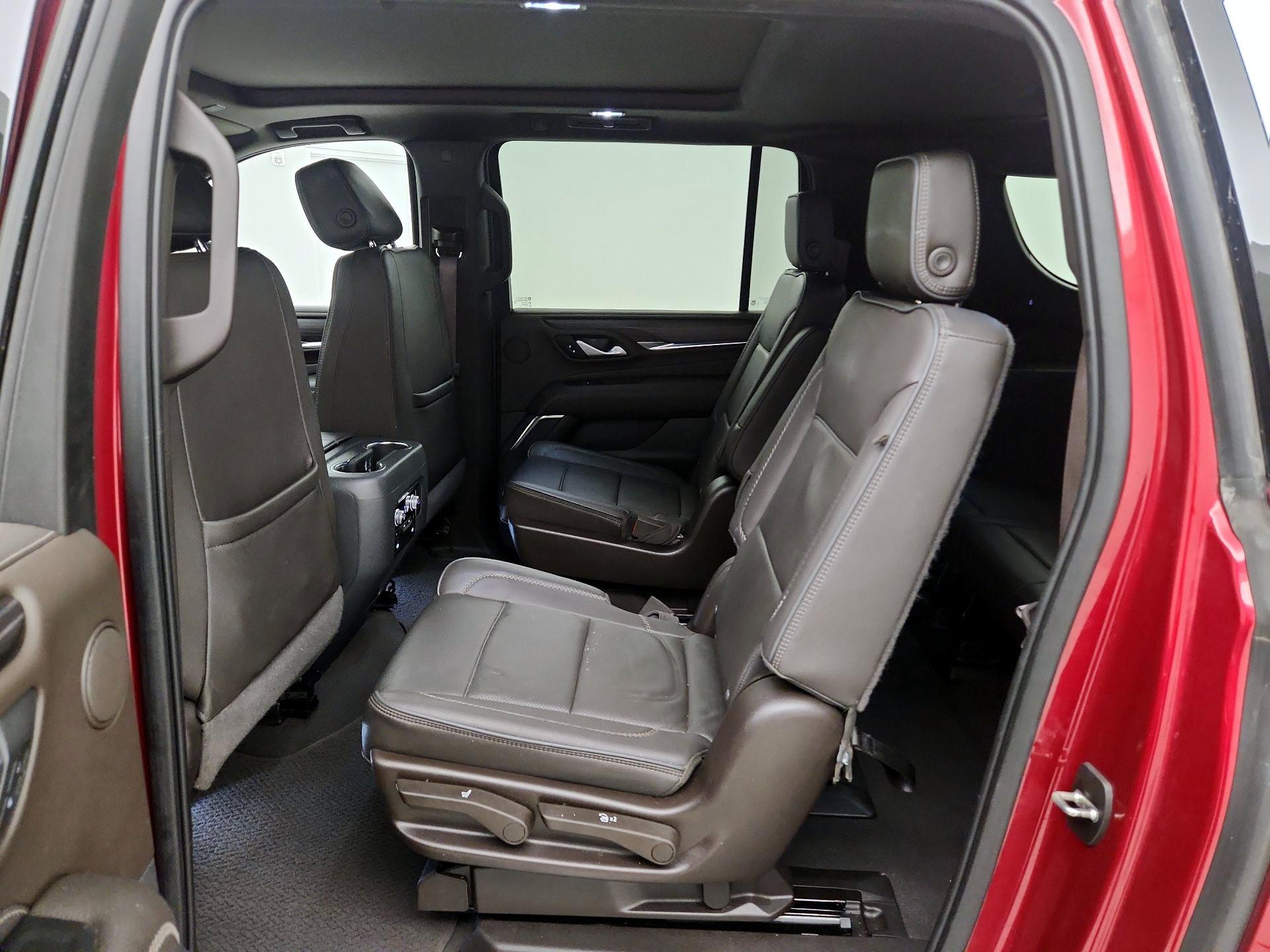 Thumbnail: 2022 GMC Yukon XL - 18