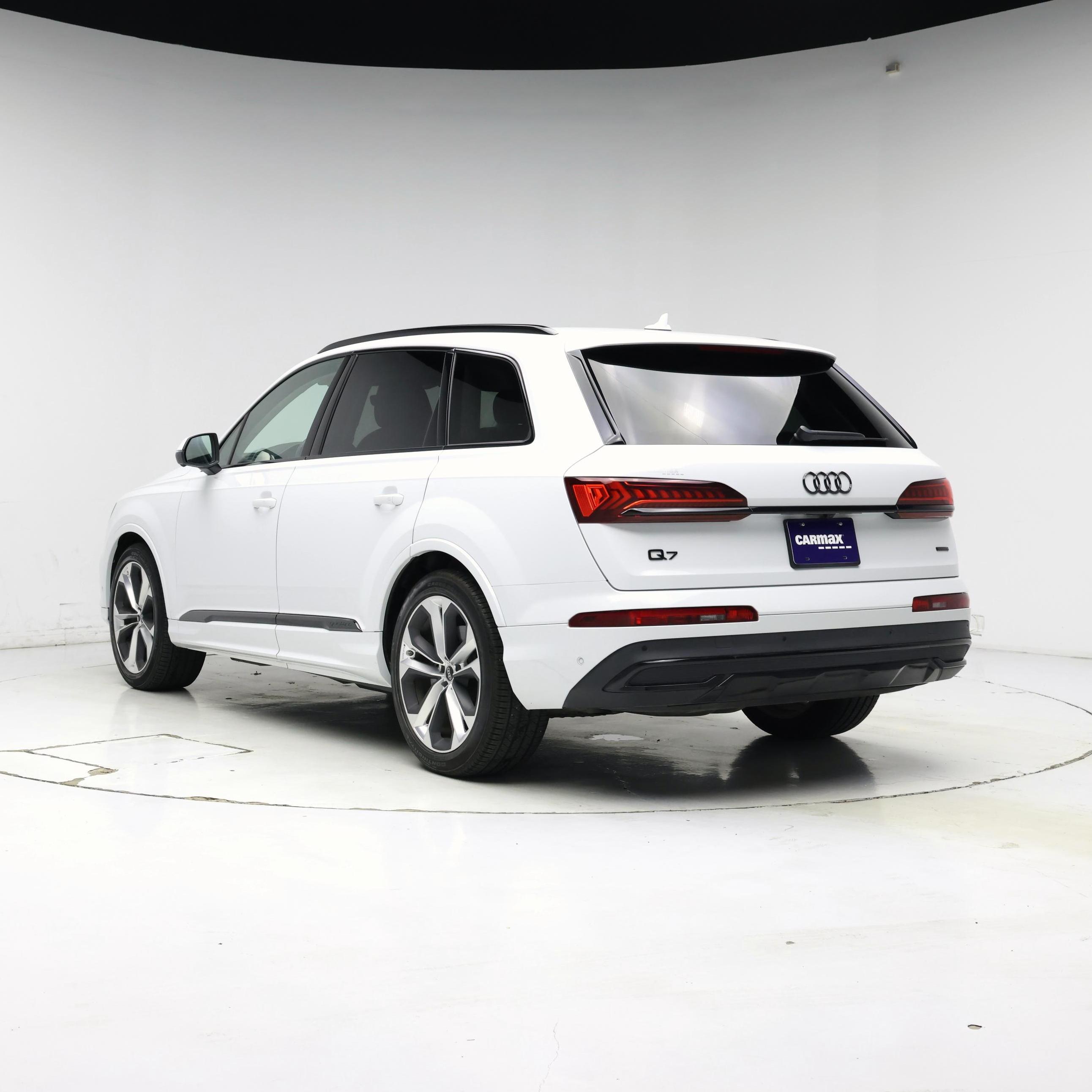 Thumbnail: 2023 Audi Q7 - 2