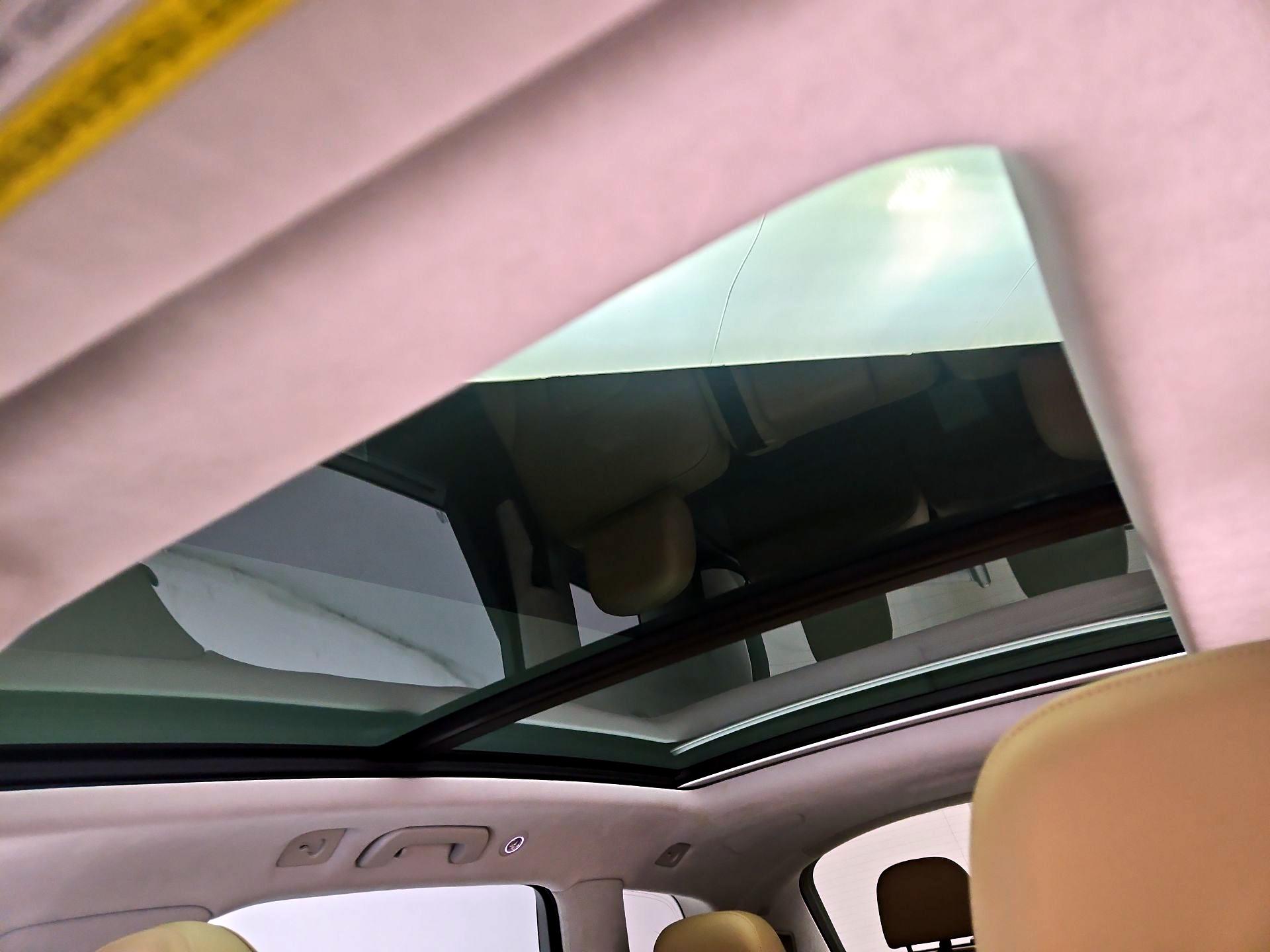 Thumbnail: 2023 Audi Q7 - 20