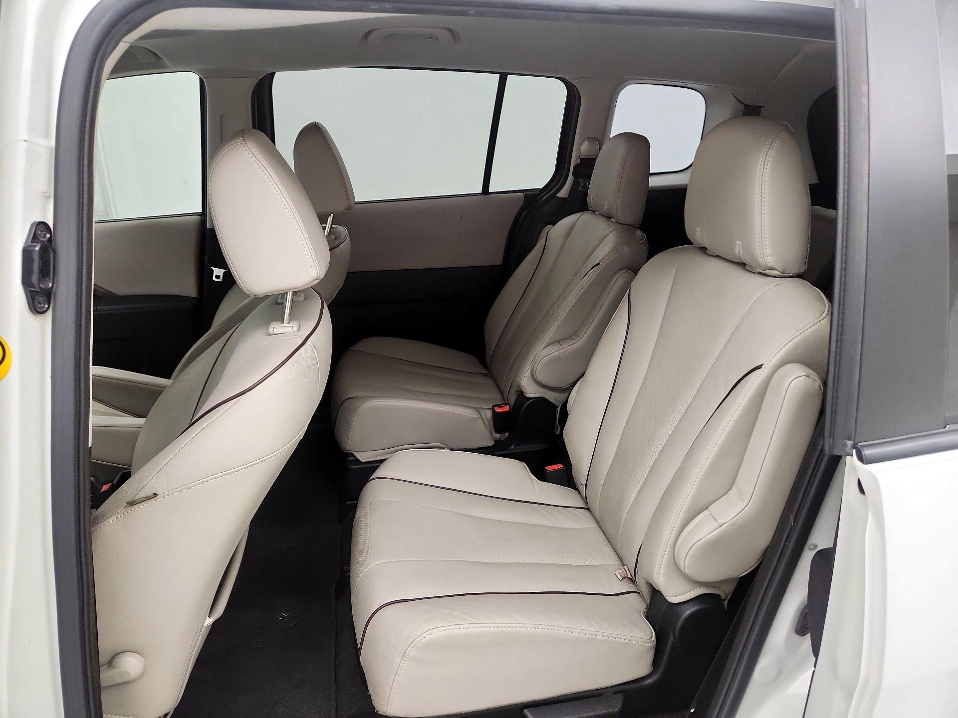 Thumbnail: 2014 Mazda Mazda5 - 17