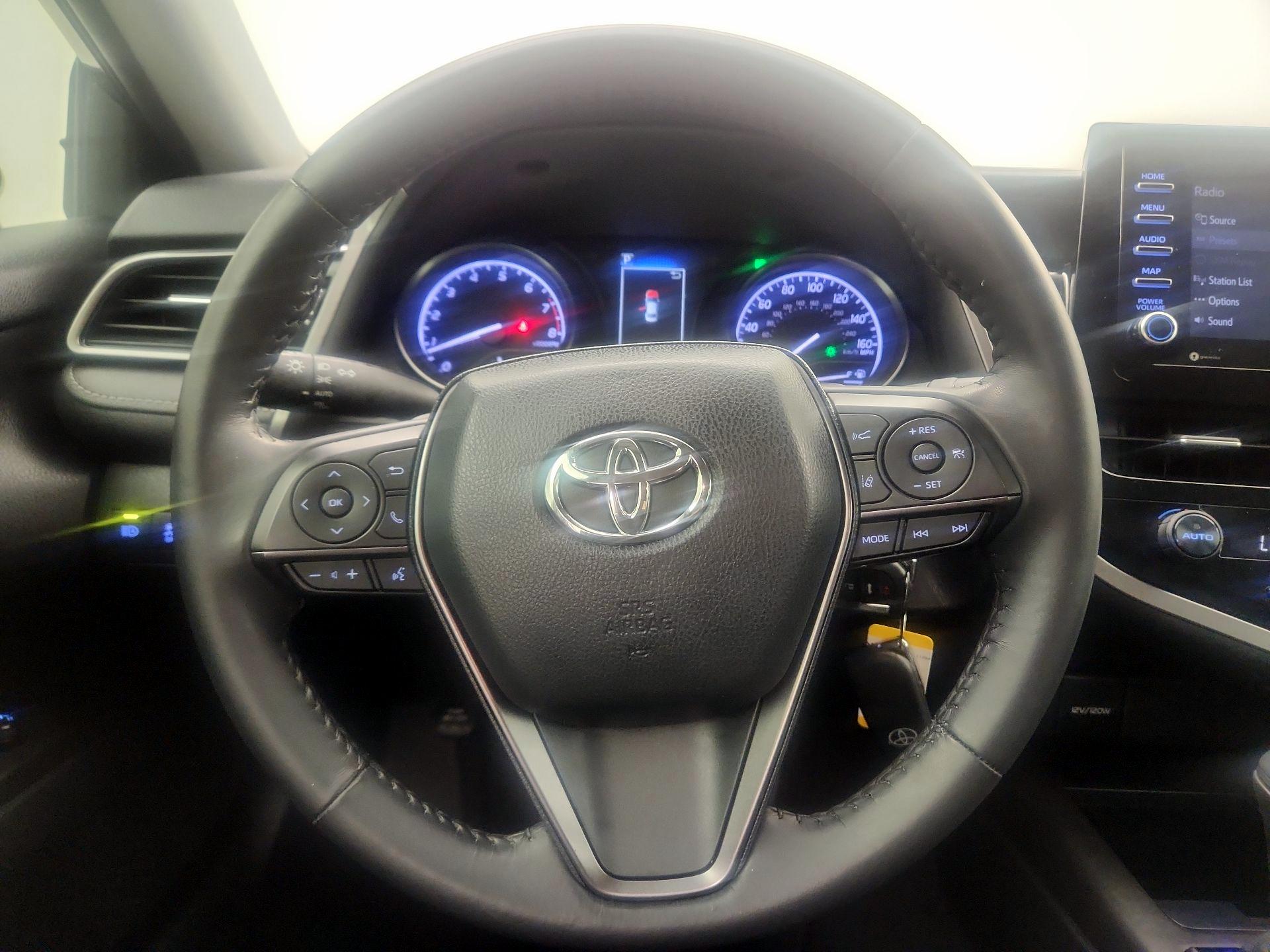 Thumbnail: 2021 Toyota Camry - 10