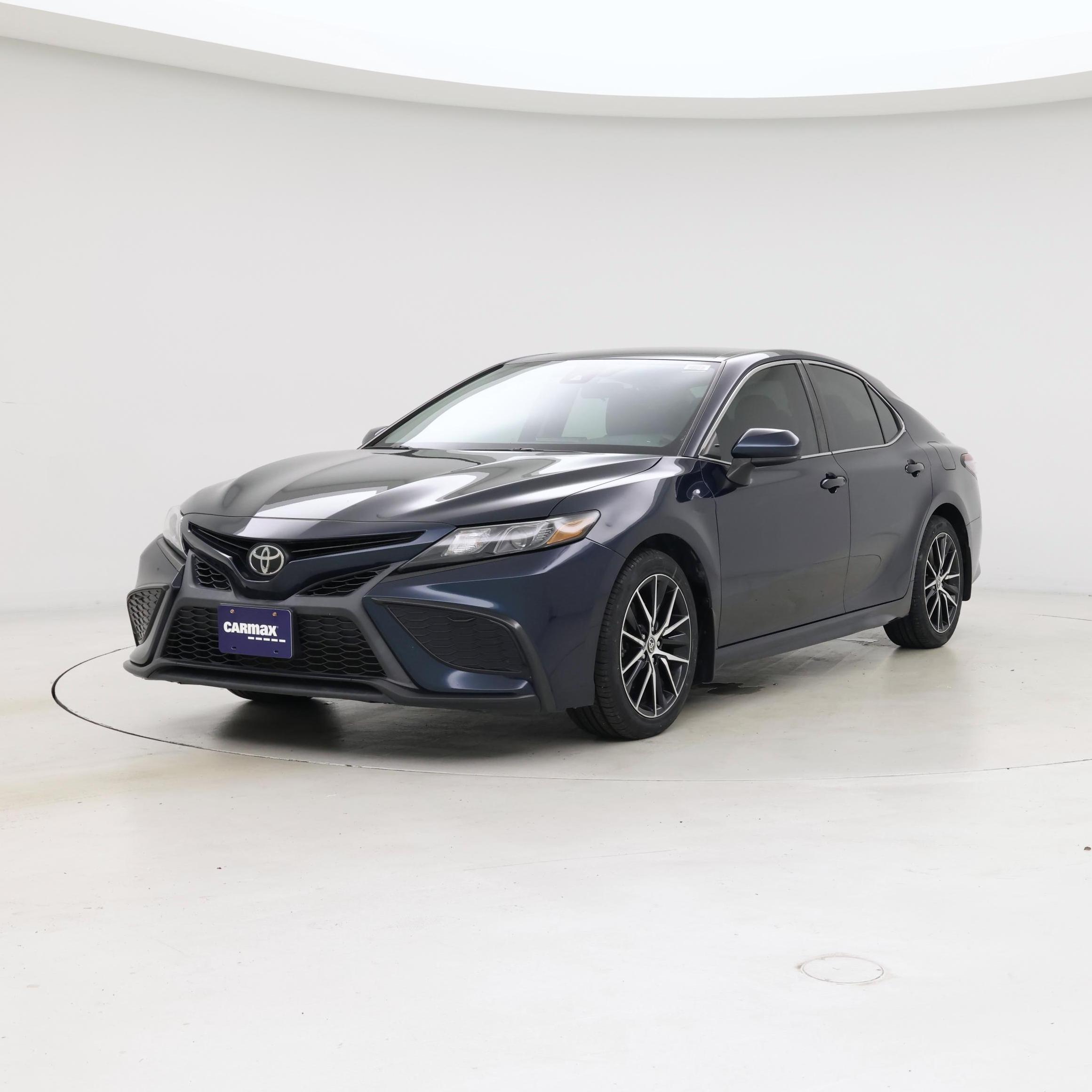 Thumbnail: 2021 Toyota Camry - 4