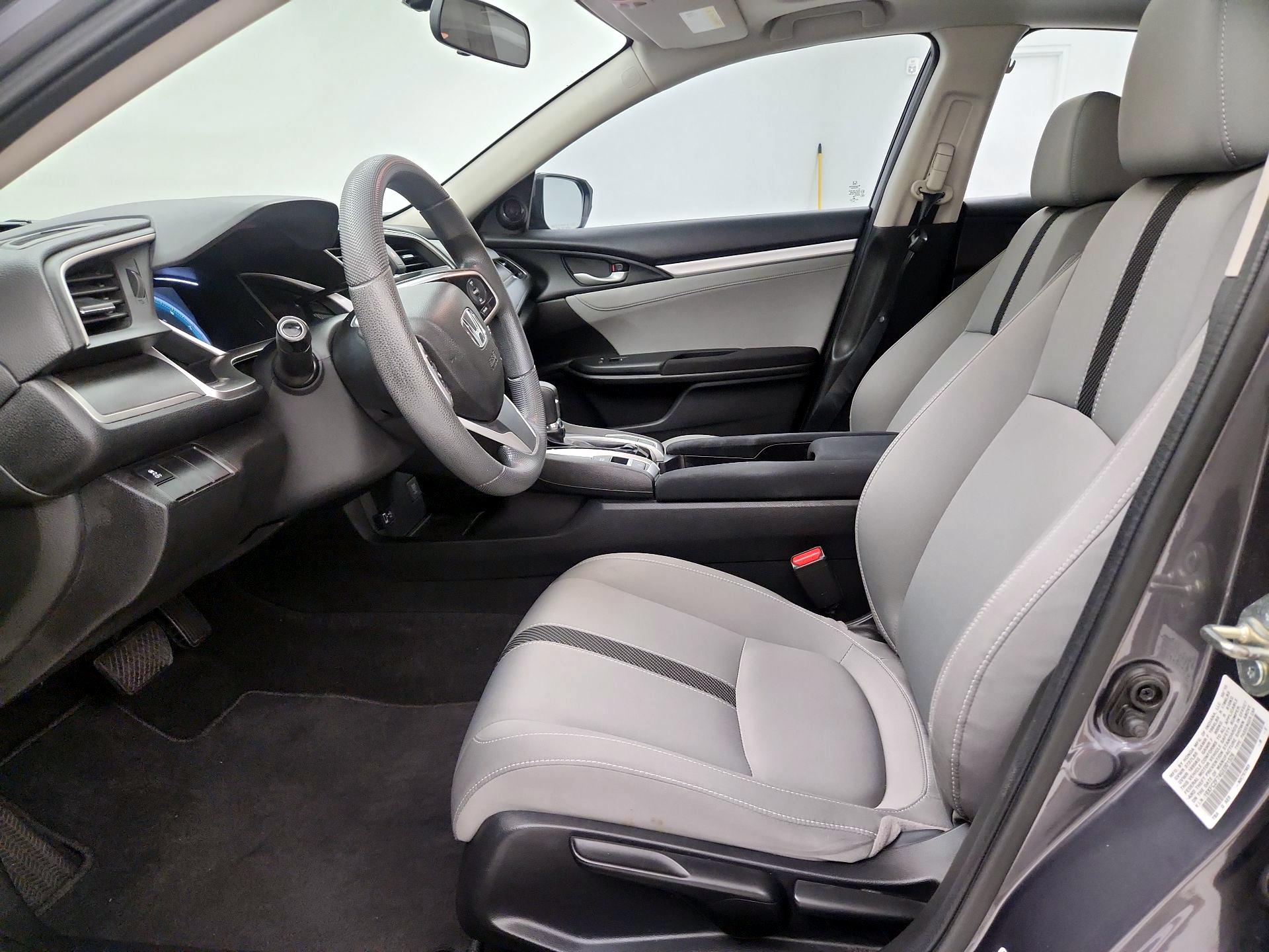 Thumbnail: 2016 Honda Civic - 11