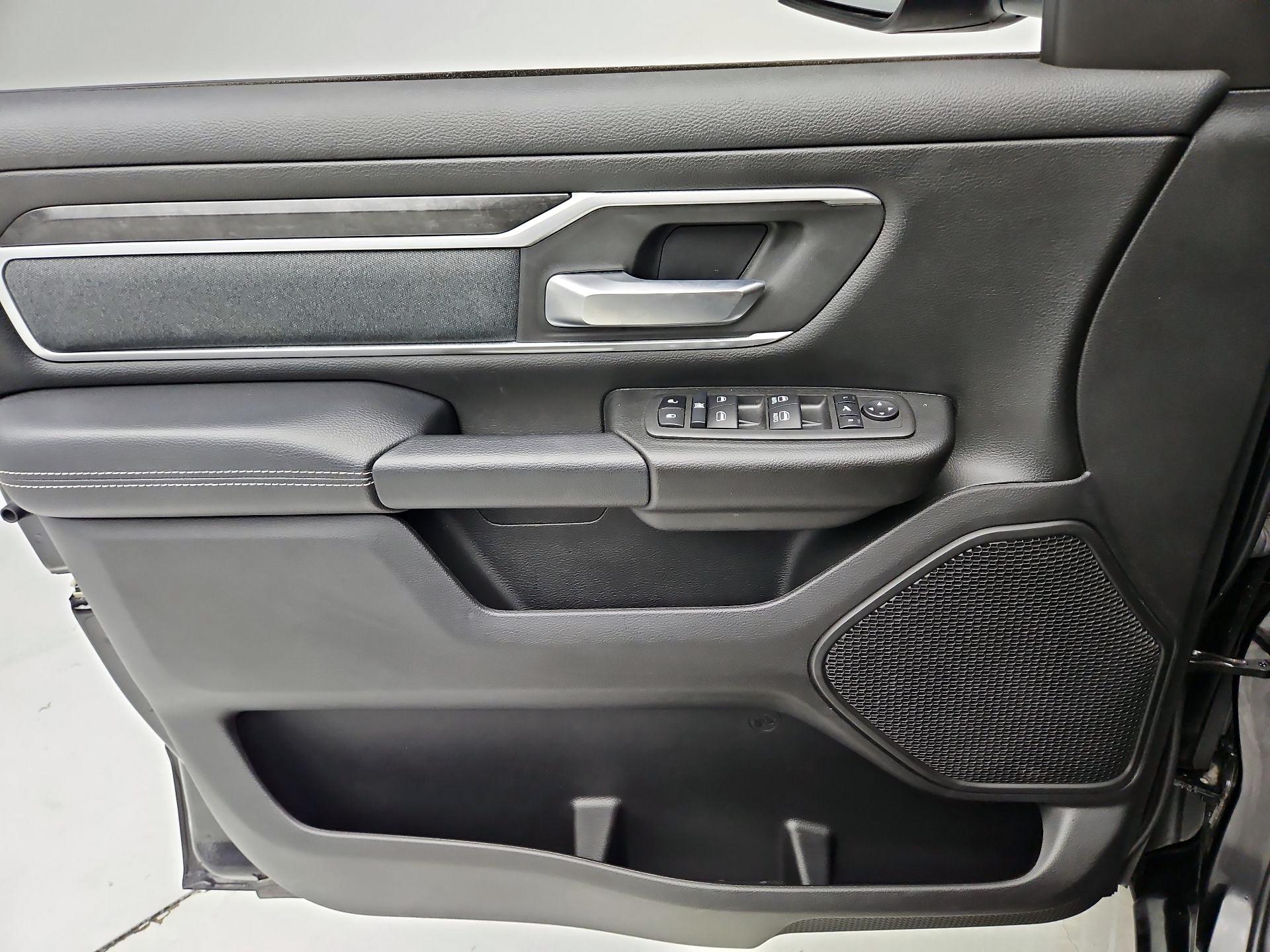 Thumbnail: 2023 RAM 1500 - 10