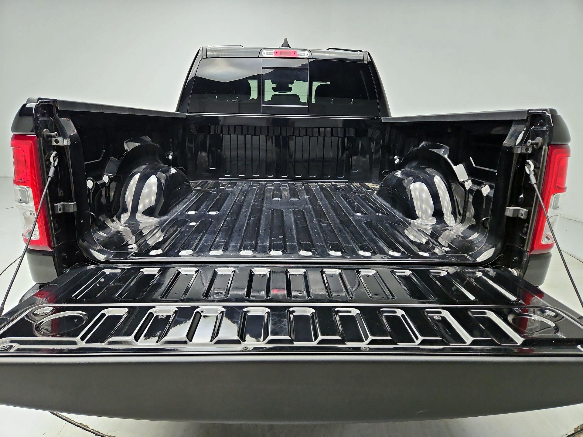 Thumbnail: 2023 RAM 1500 - 18