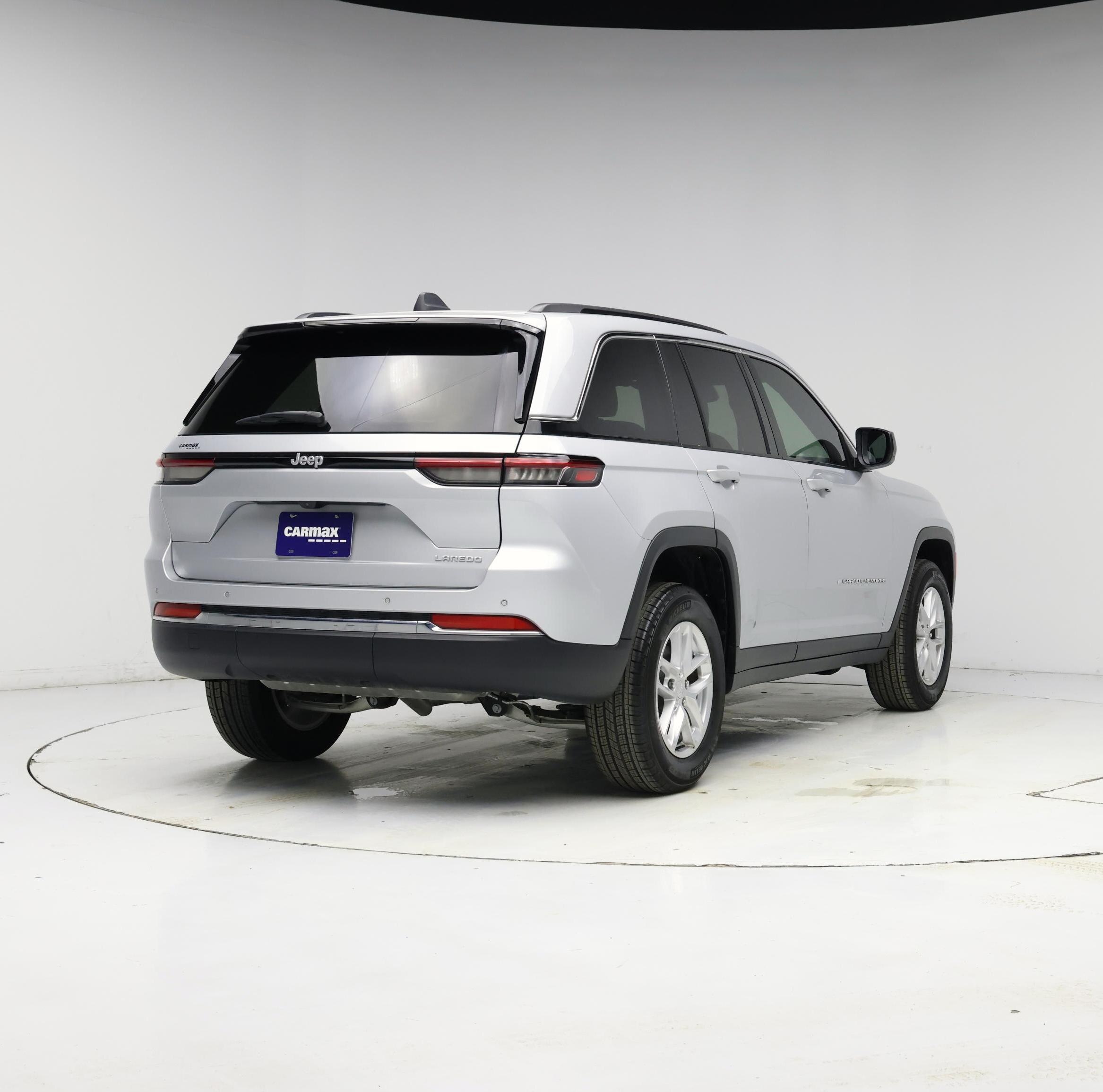 Thumbnail: 2024 Jeep Grand Cherokee - 8