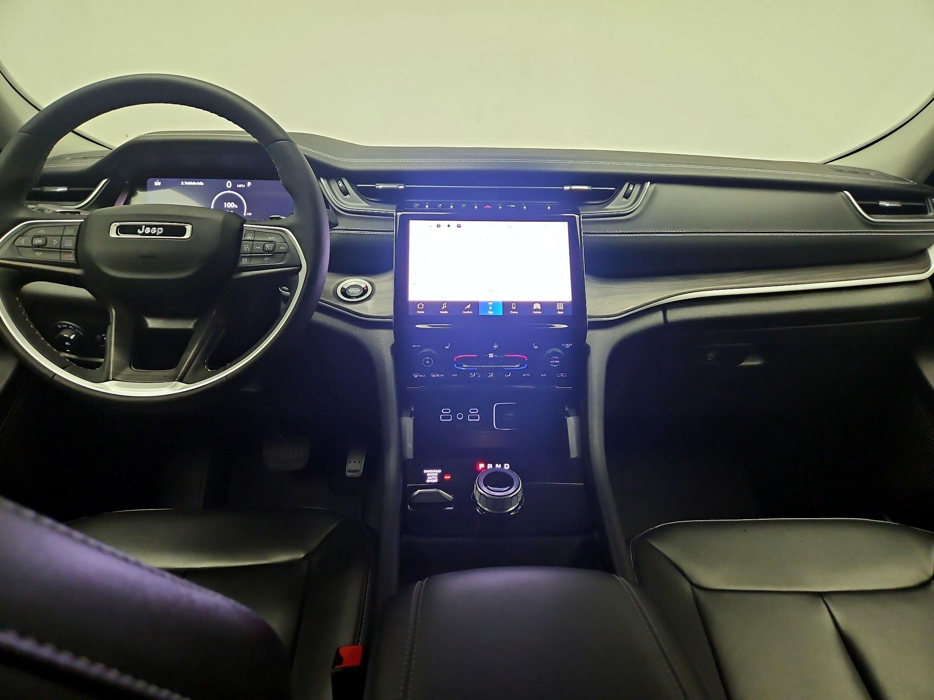Thumbnail: 2023 Jeep Grand Cherokee - 9