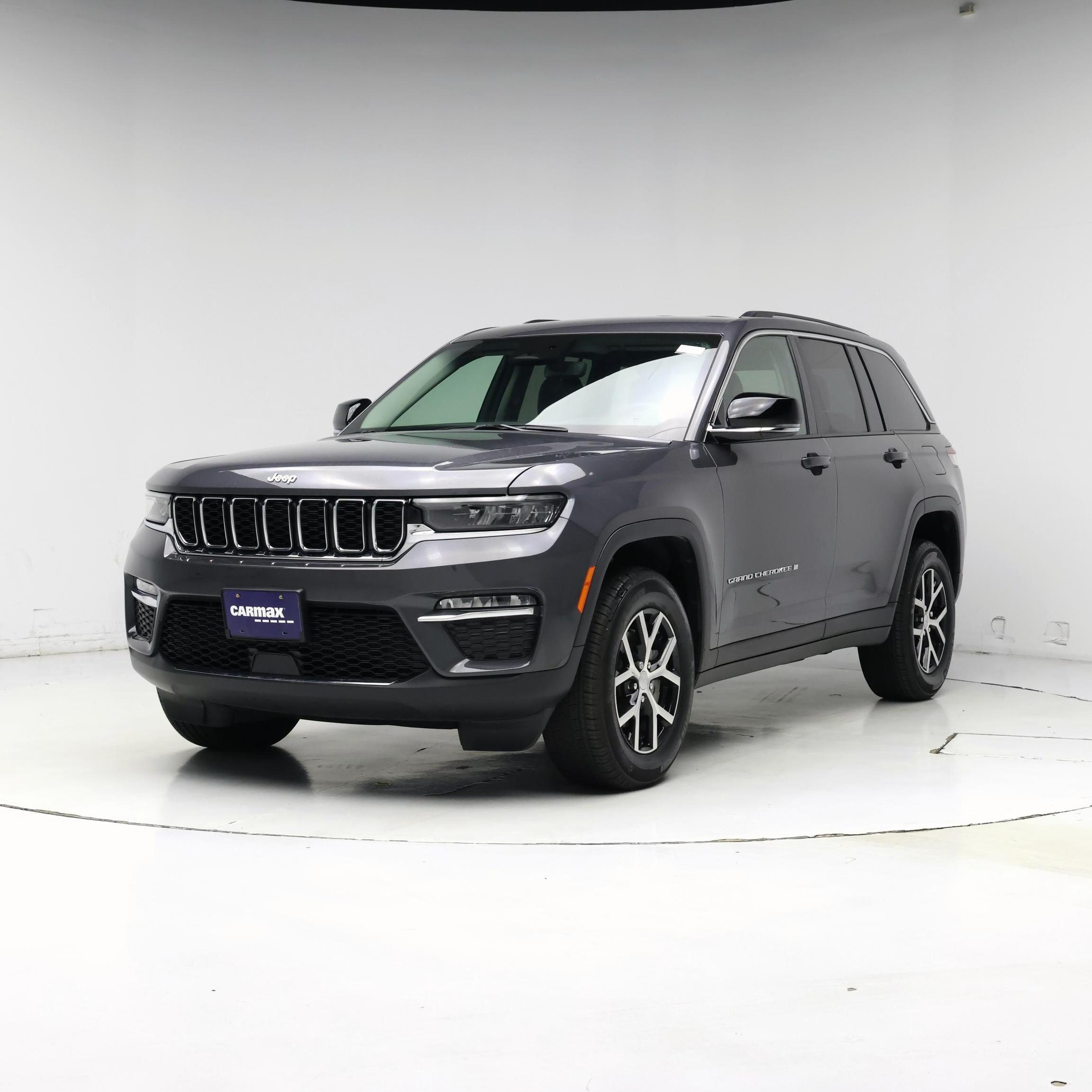 Thumbnail: 2023 Jeep Grand Cherokee - 4