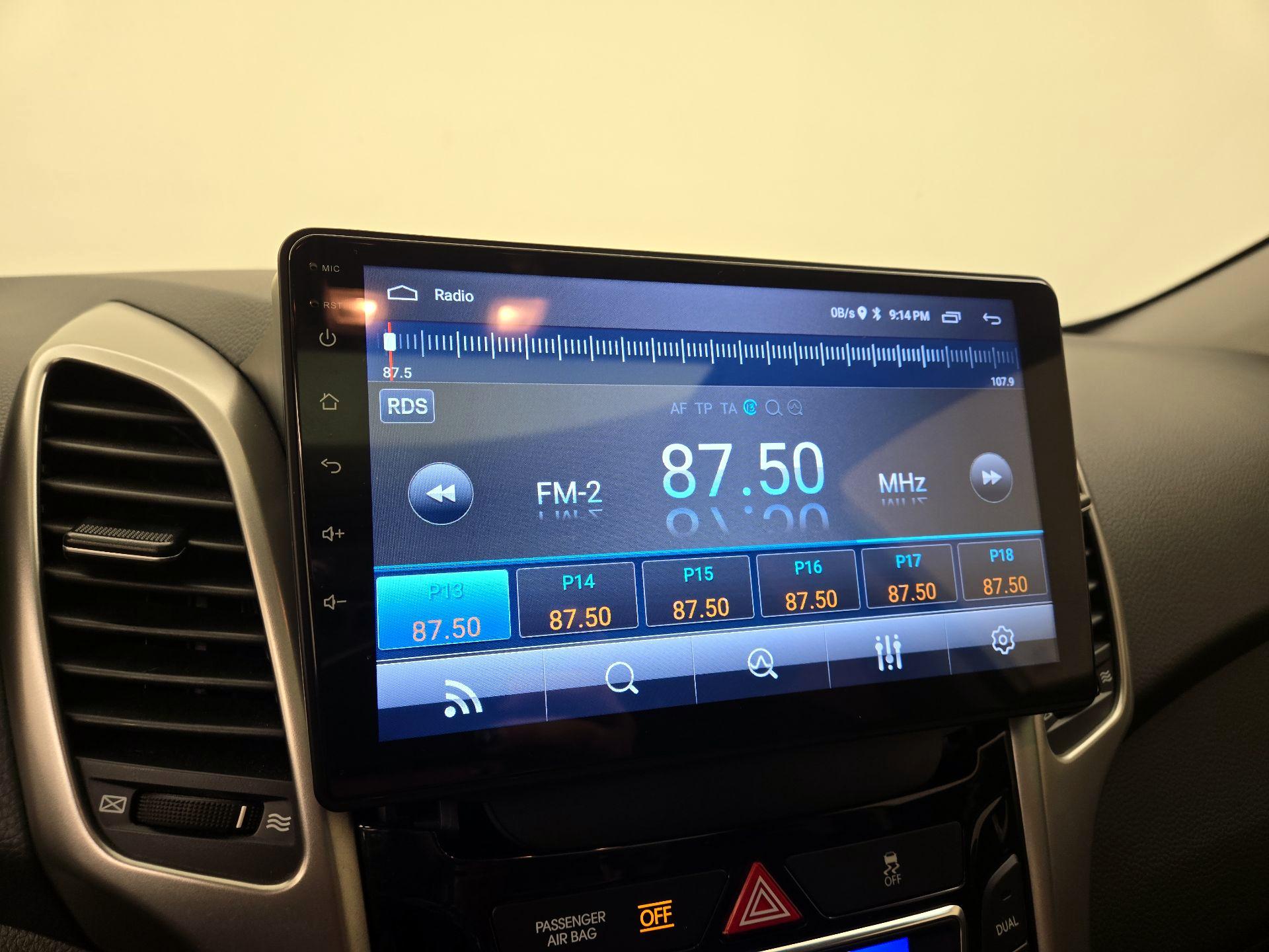 Thumbnail: 2015 Hyundai Elantra - 15