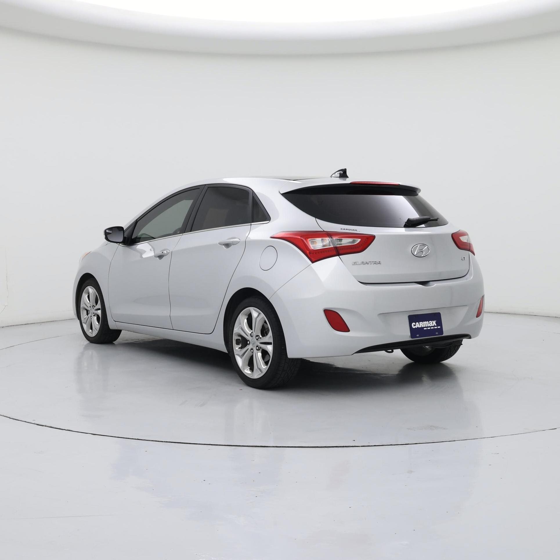 Thumbnail: 2015 Hyundai Elantra - 2