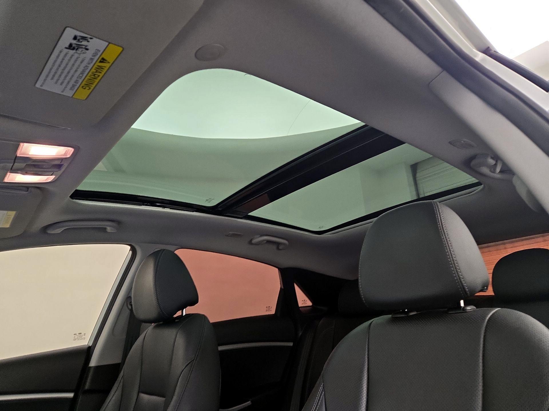 Thumbnail: 2015 Hyundai Elantra - 19