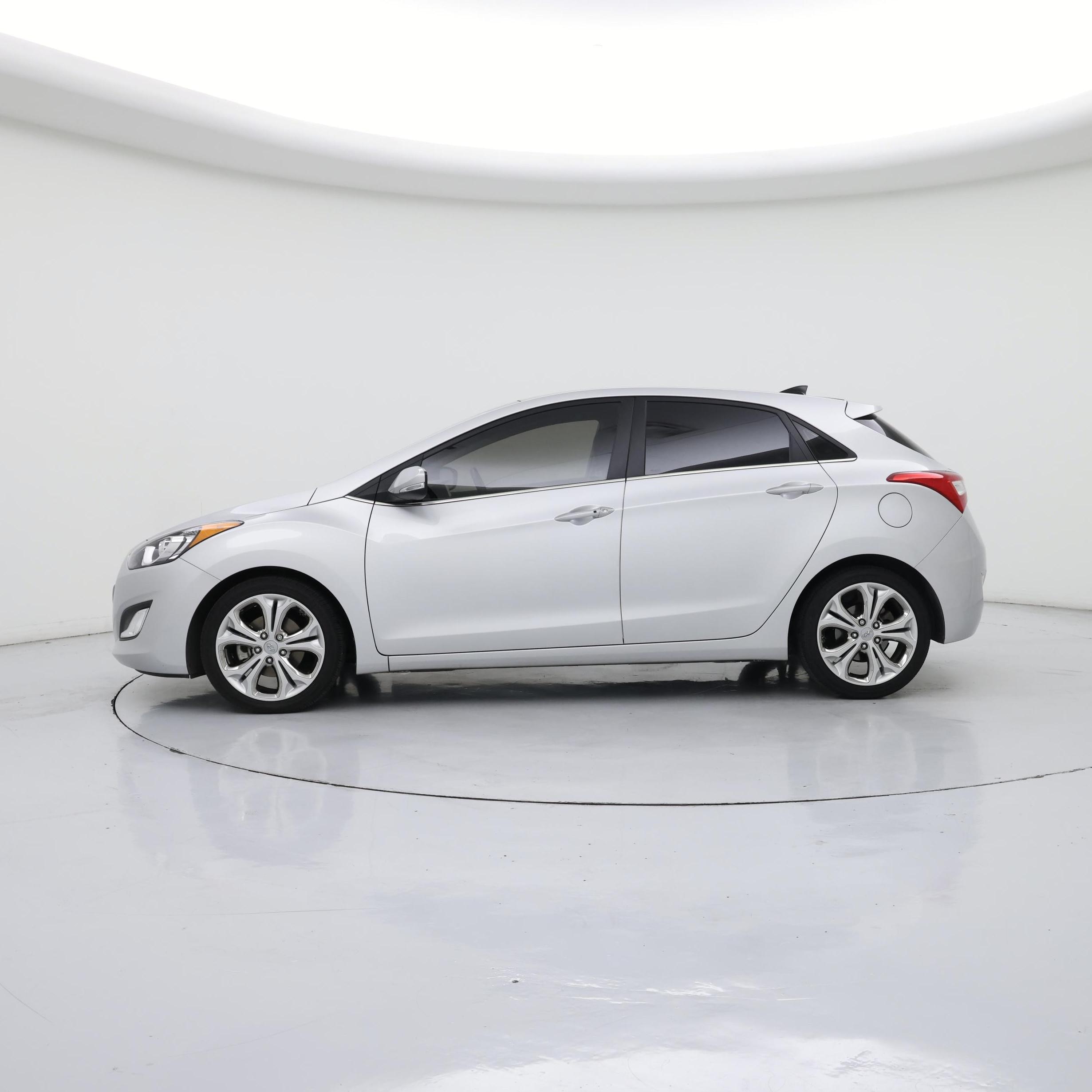 Thumbnail: 2015 Hyundai Elantra - 3