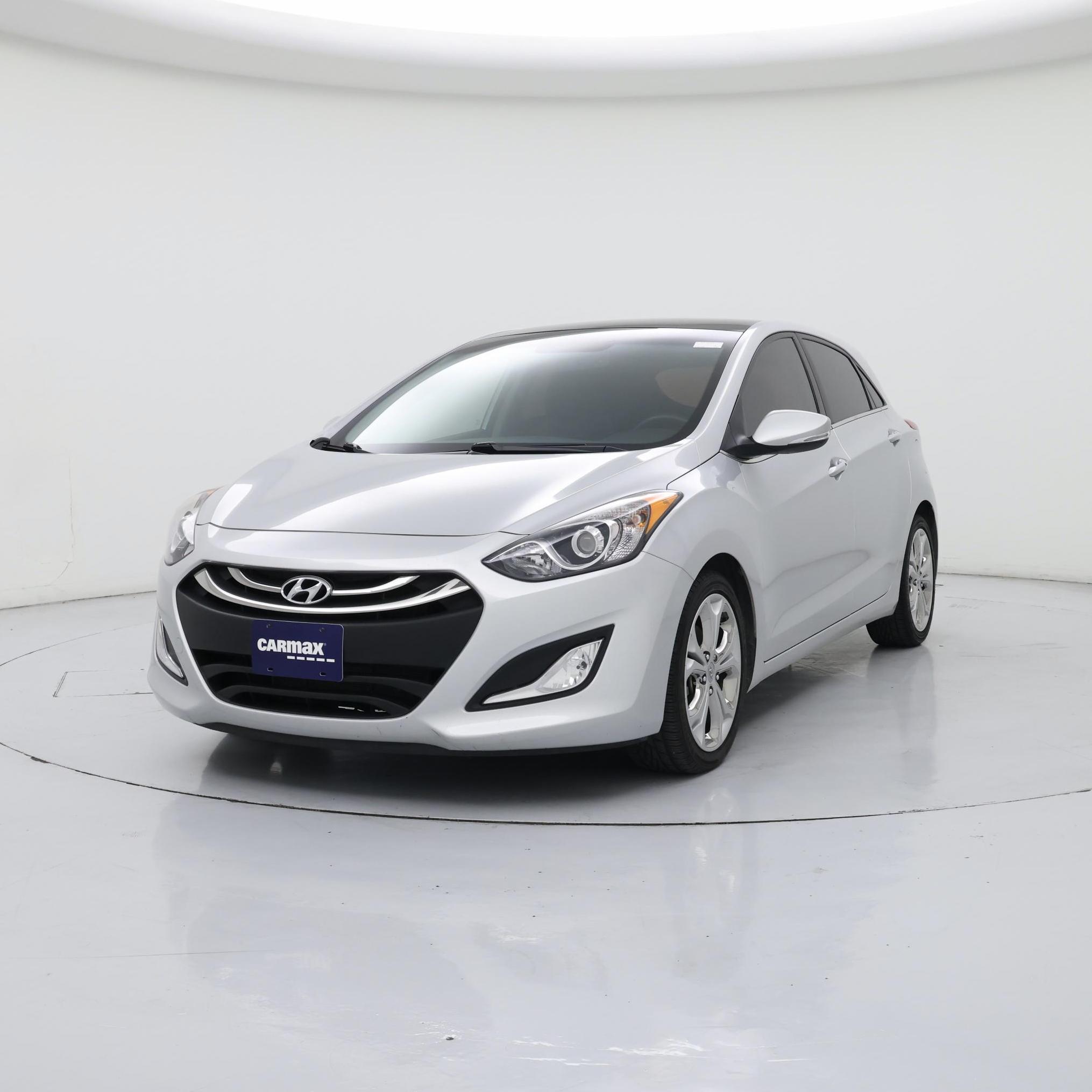 Thumbnail: 2015 Hyundai Elantra - 4