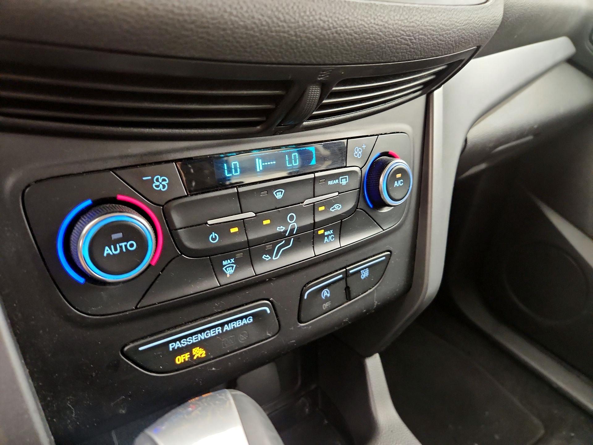 Thumbnail: 2017 Ford Escape - 16