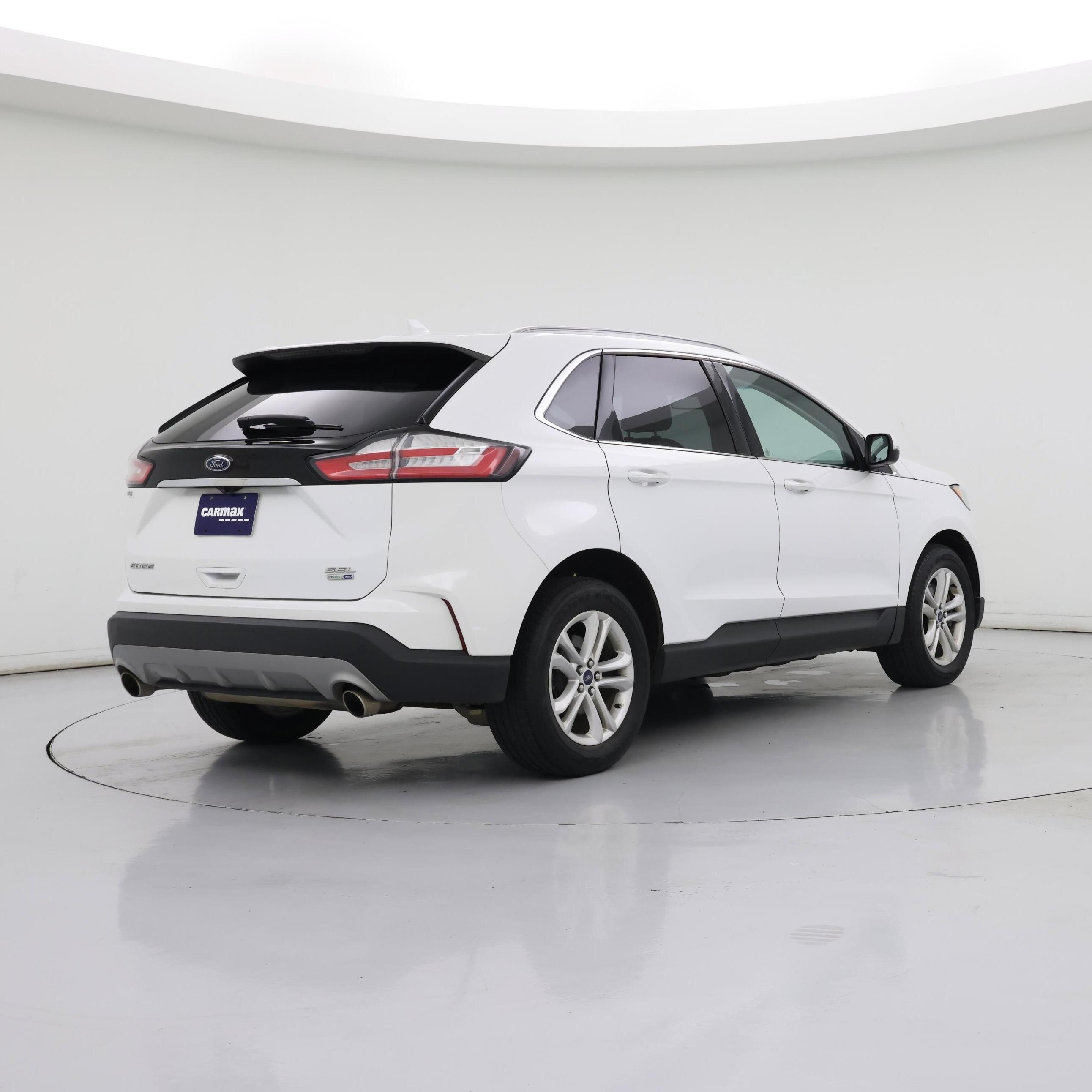 Thumbnail: 2020 Ford Edge - 8