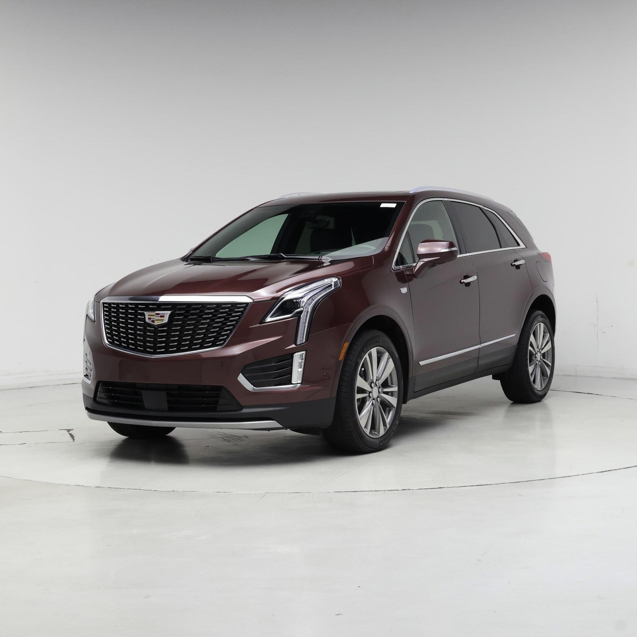 Thumbnail: 2022 Cadillac XT5 - 4