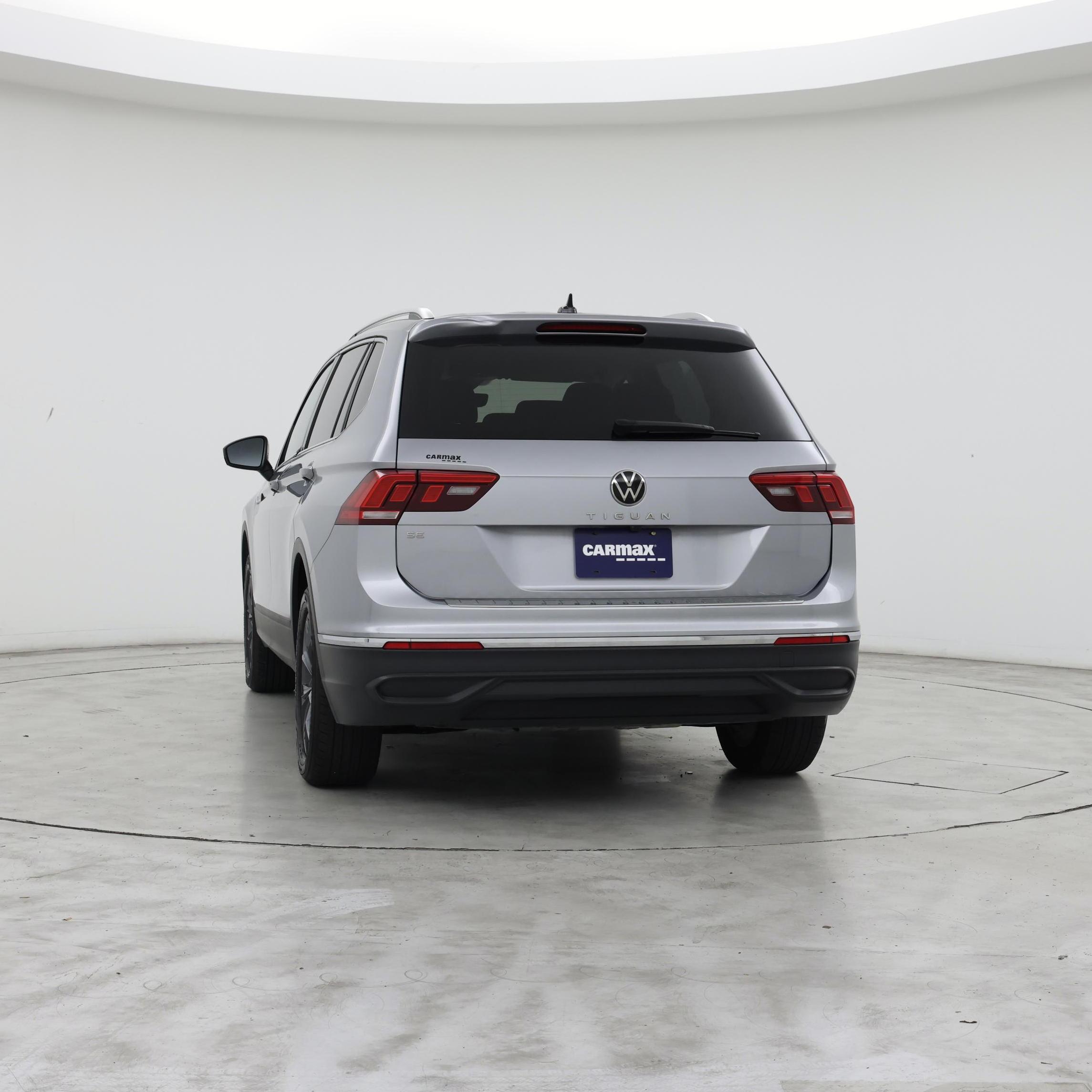 Thumbnail: 2022 Volkswagen Tiguan - 6