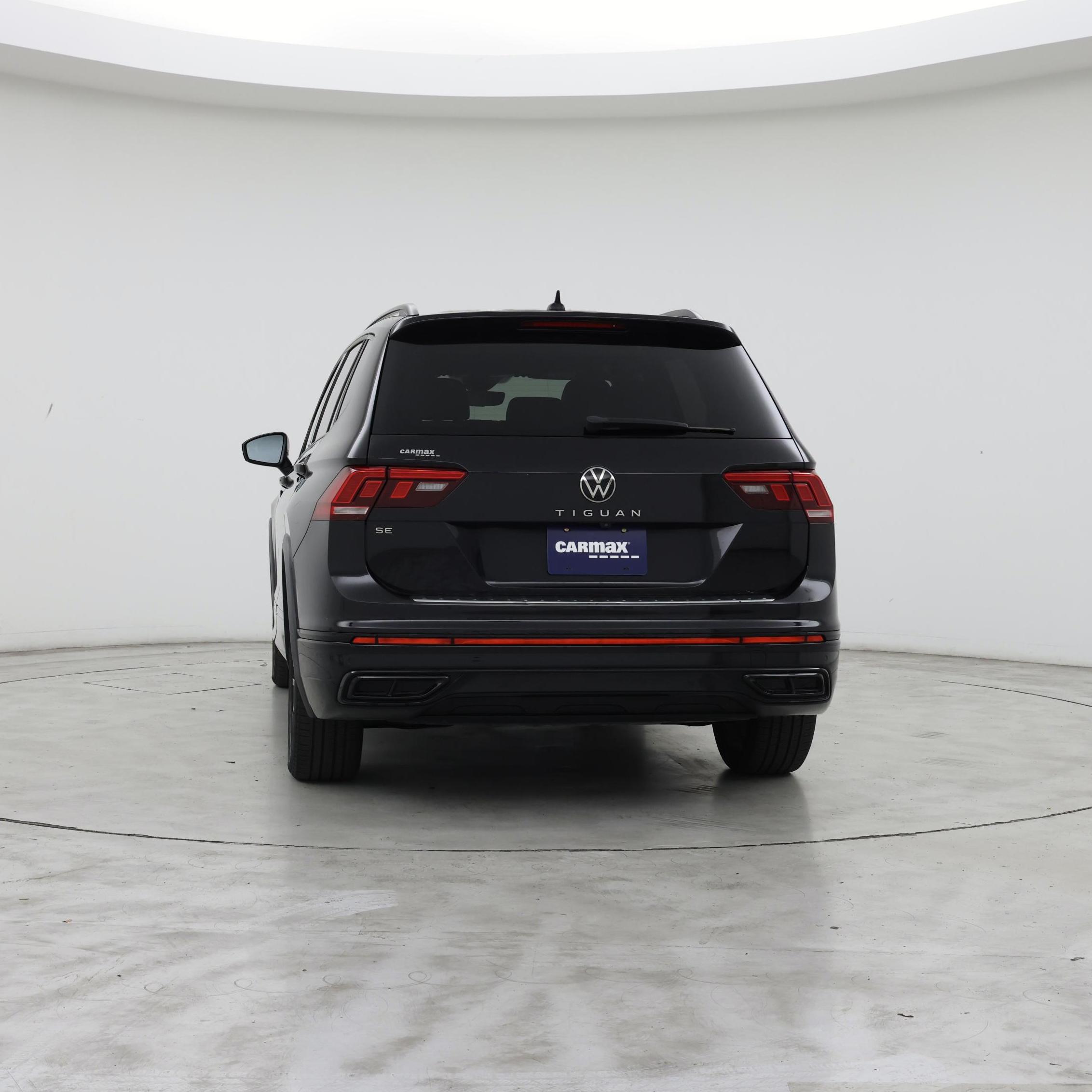 Thumbnail: 2022 Volkswagen Tiguan - 6