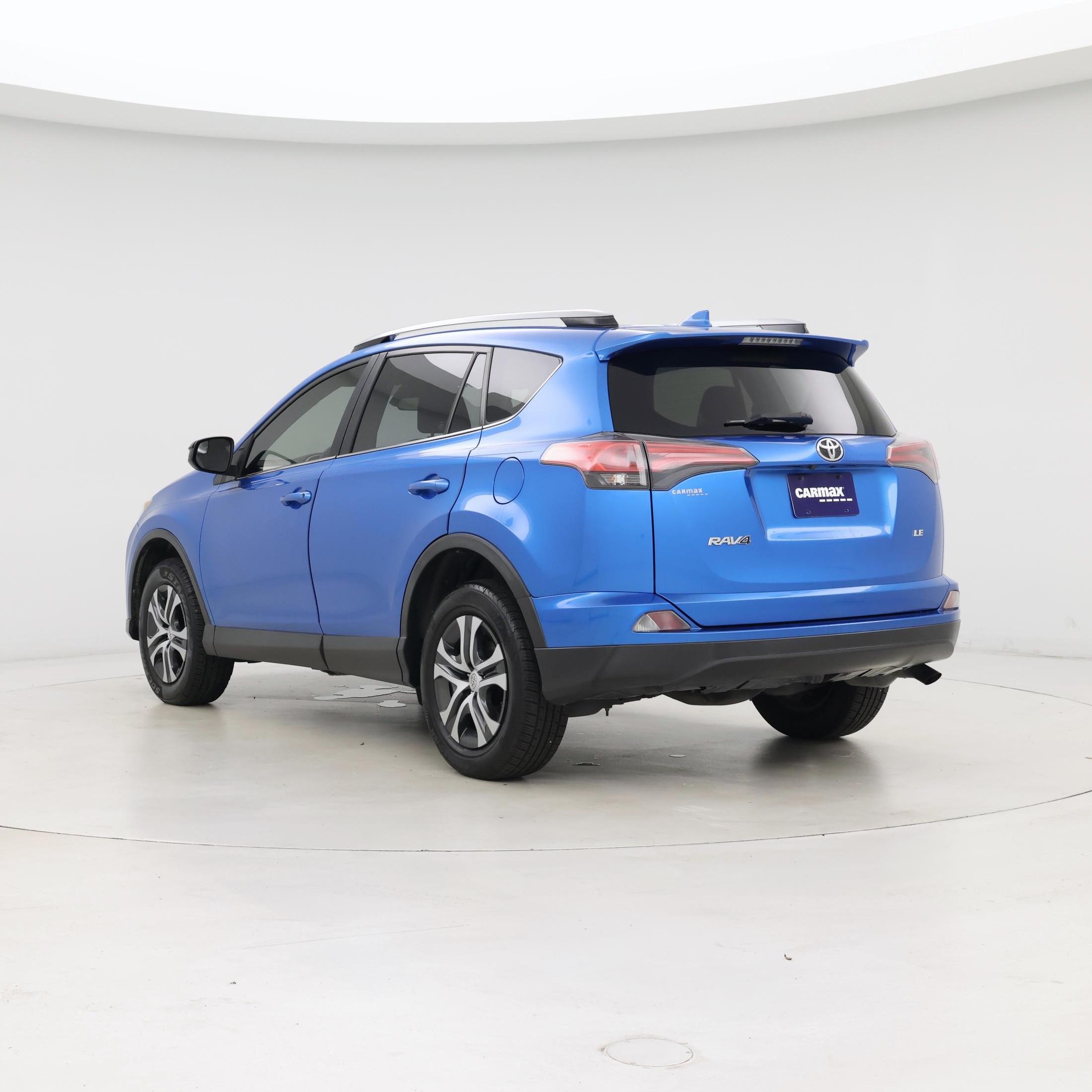 Thumbnail: 2018 Toyota RAV4 - 2