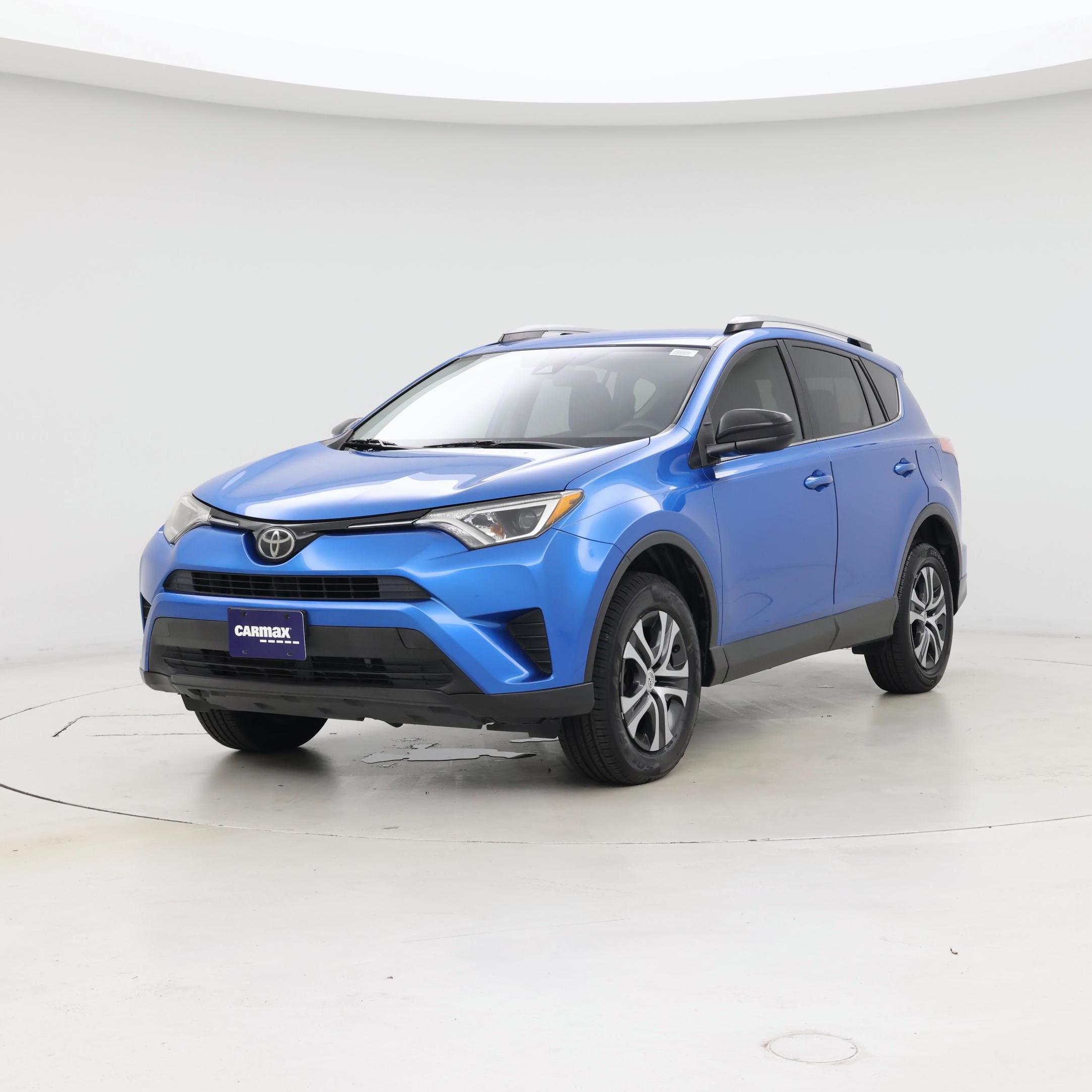 Thumbnail: 2018 Toyota RAV4 - 4