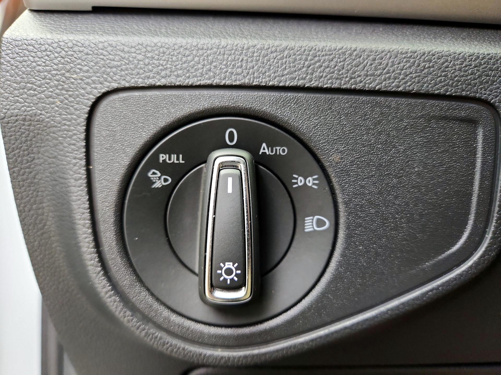 Thumbnail: 2021 Volkswagen Atlas - 13