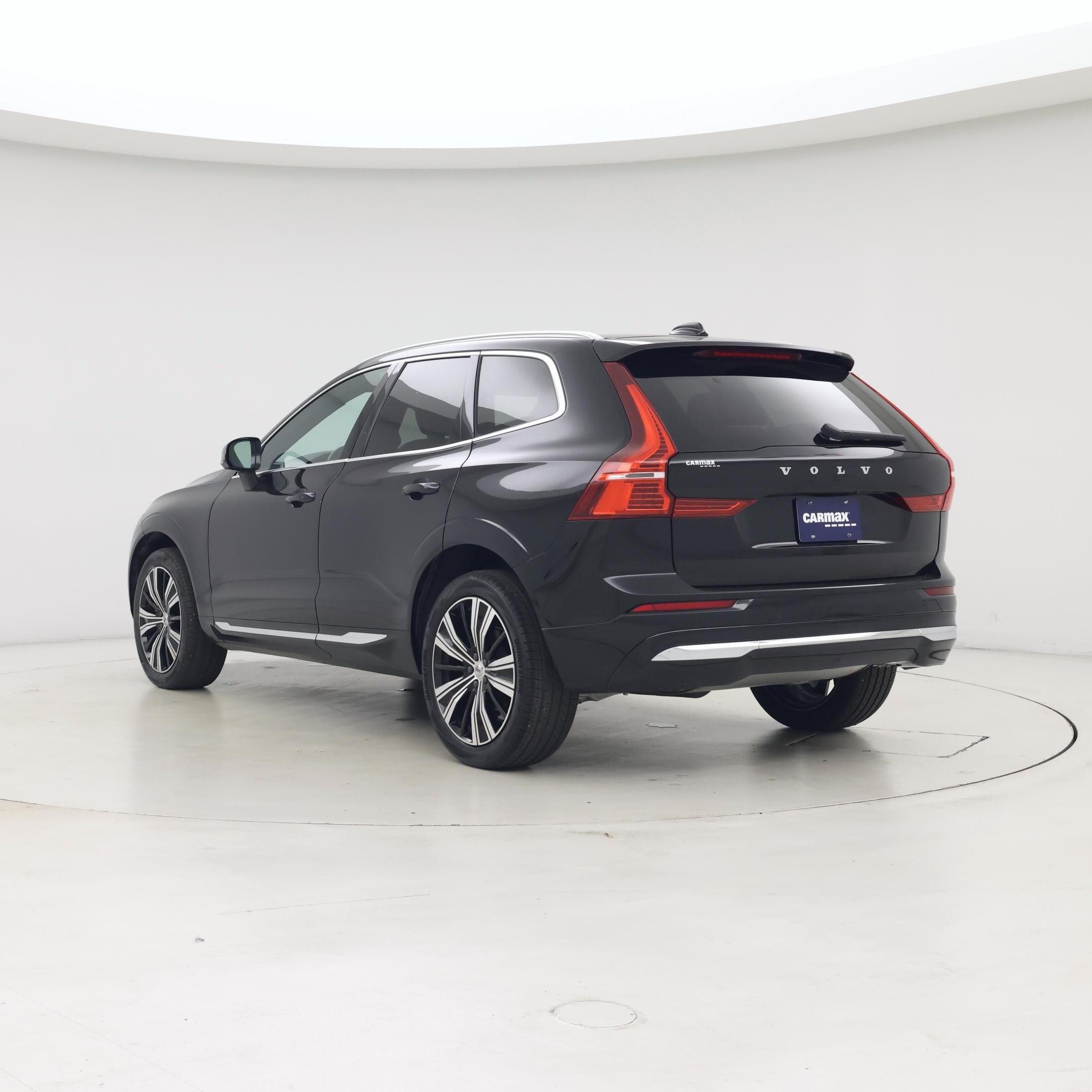 Thumbnail: 2022 Volvo XC60 - 2
