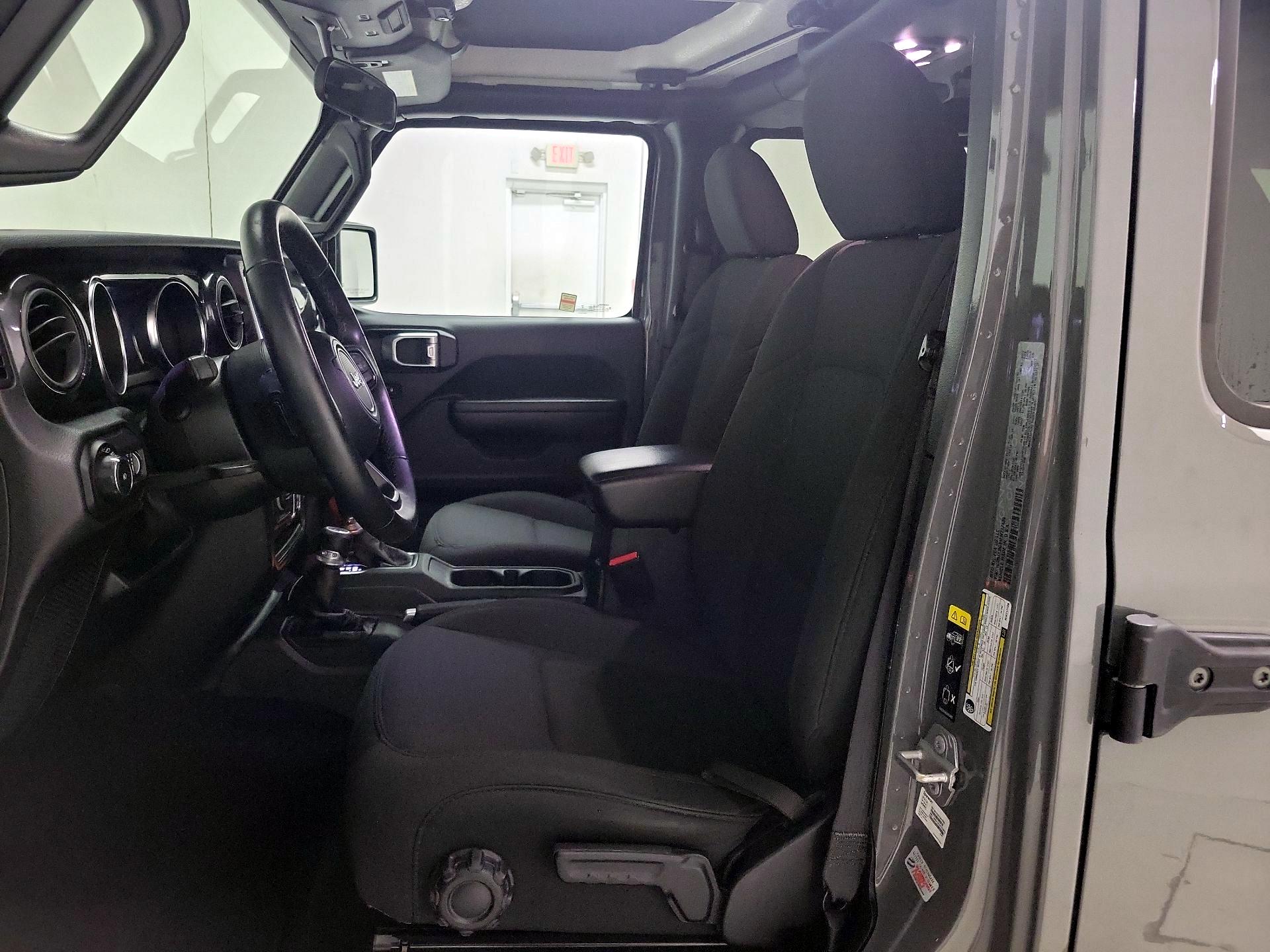 Thumbnail: 2021 Jeep Wrangler - 11