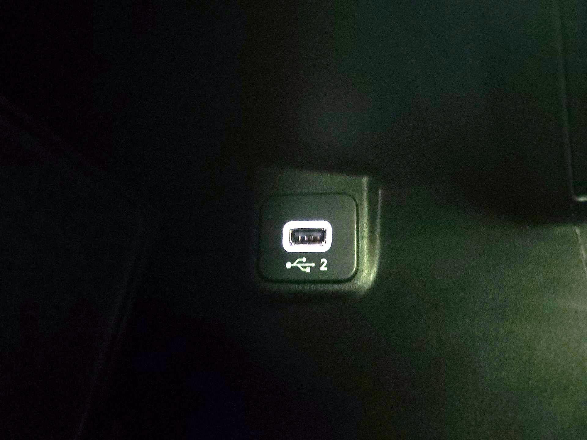 Thumbnail: 2021 Jeep Wrangler - 18
