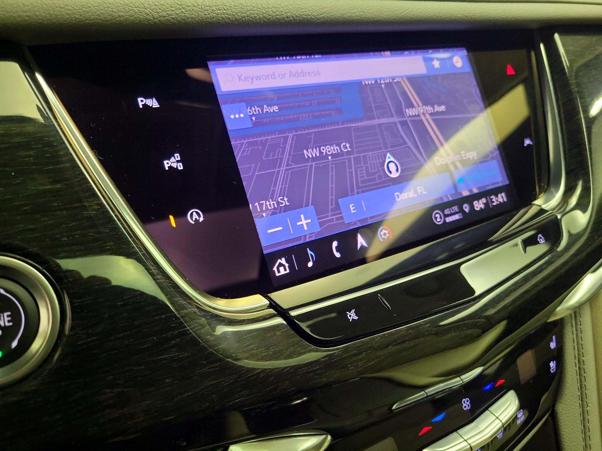Thumbnail: 2023 Cadillac XT6 - 14