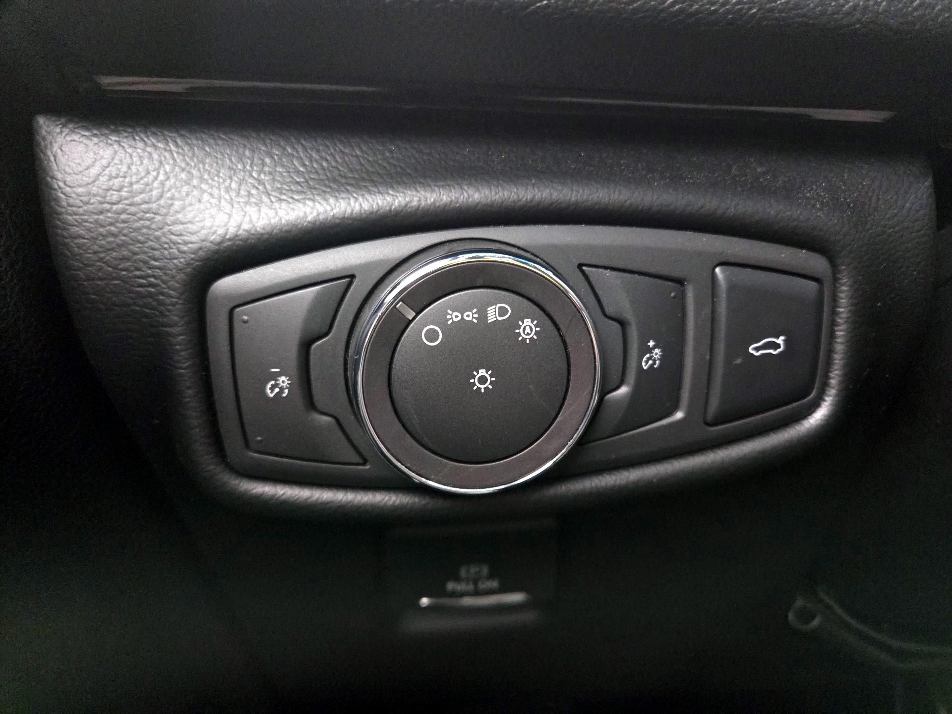 Thumbnail: 2018 Lincoln MKZ - 13