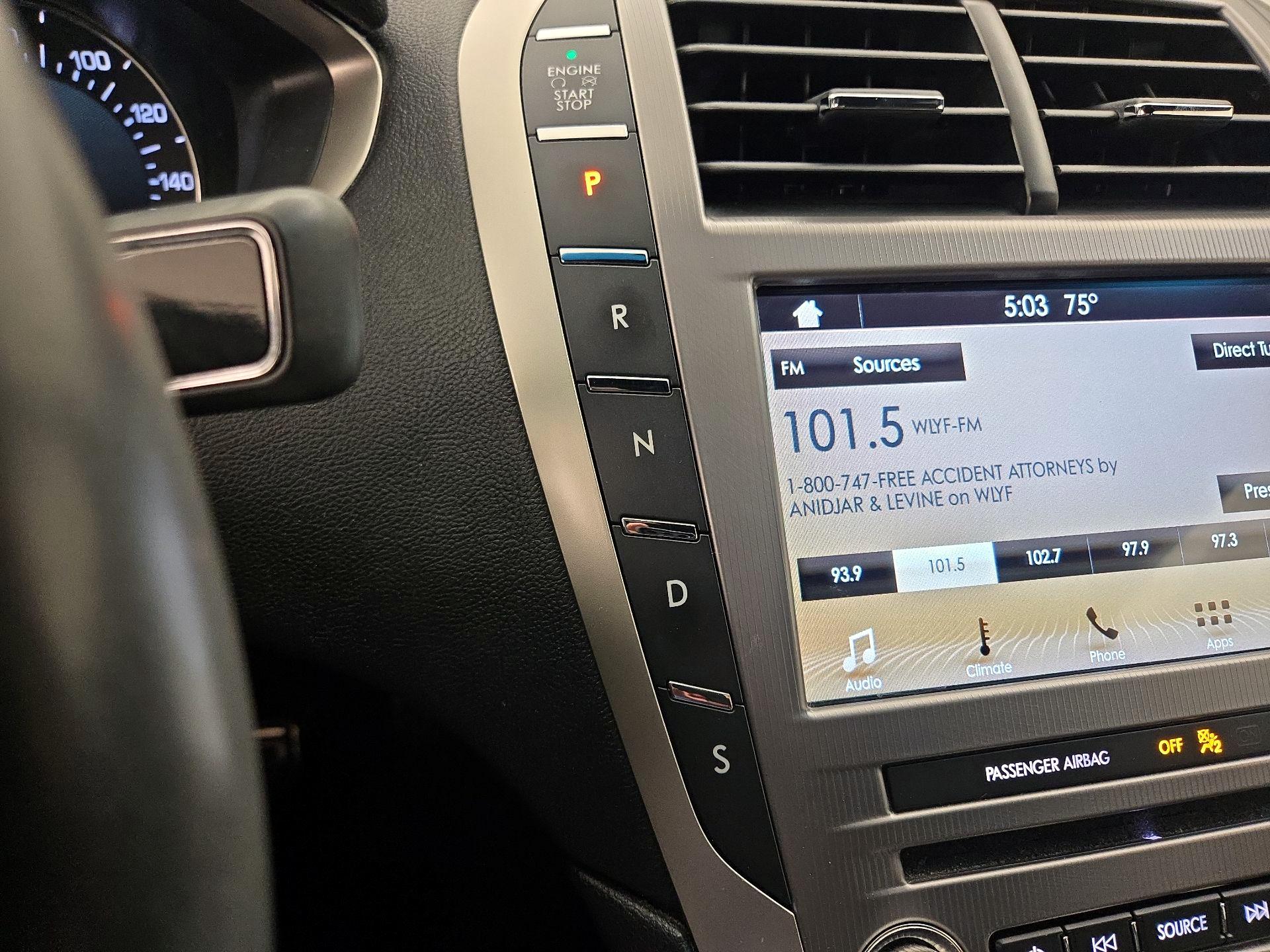 Thumbnail: 2018 Lincoln MKZ - 17