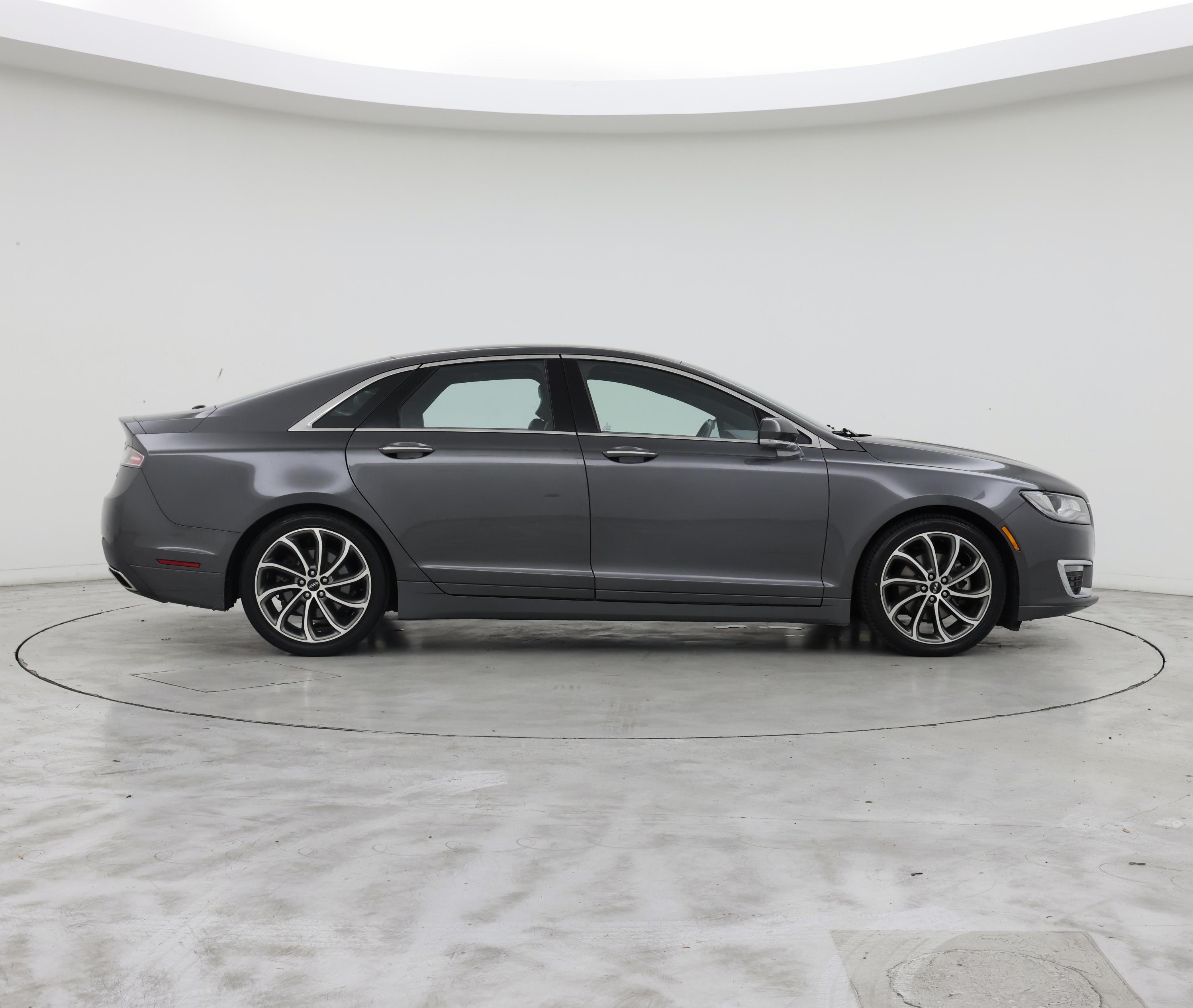 Thumbnail: 2018 Lincoln MKZ - 7