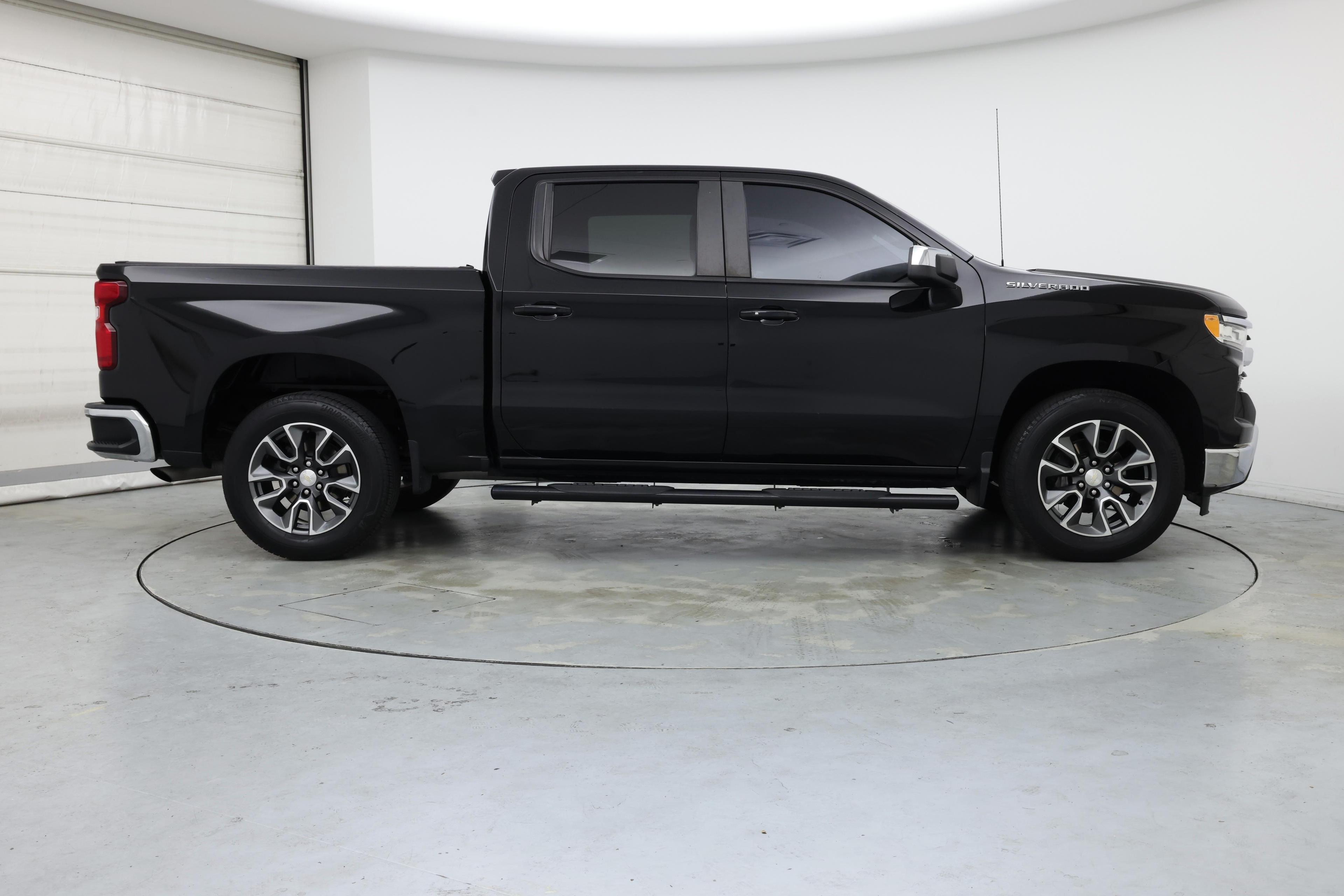 Thumbnail: 2023 Chevrolet Silverado 1500 - 7
