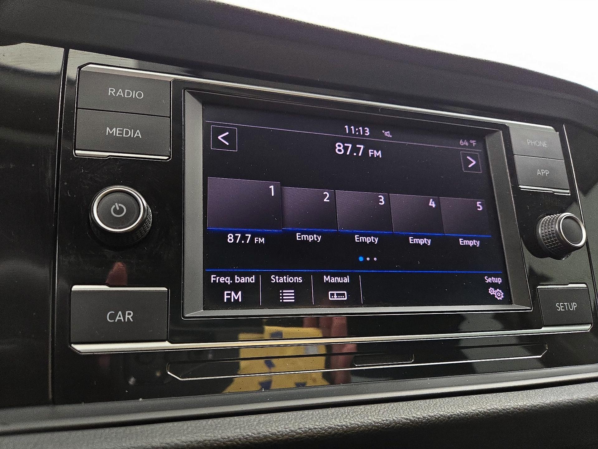 Thumbnail: 2019 Volkswagen Jetta - 15