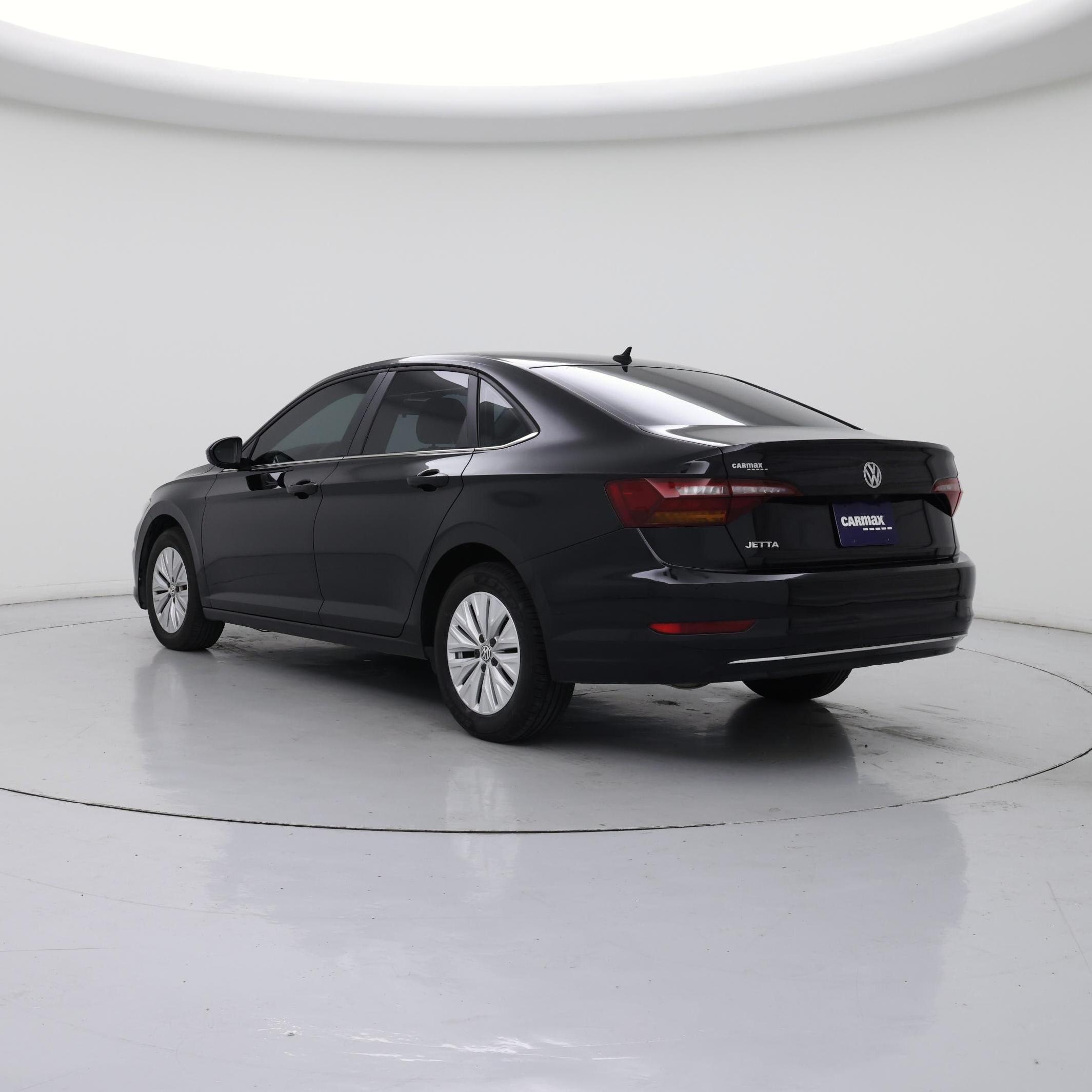 Thumbnail: 2019 Volkswagen Jetta - 2