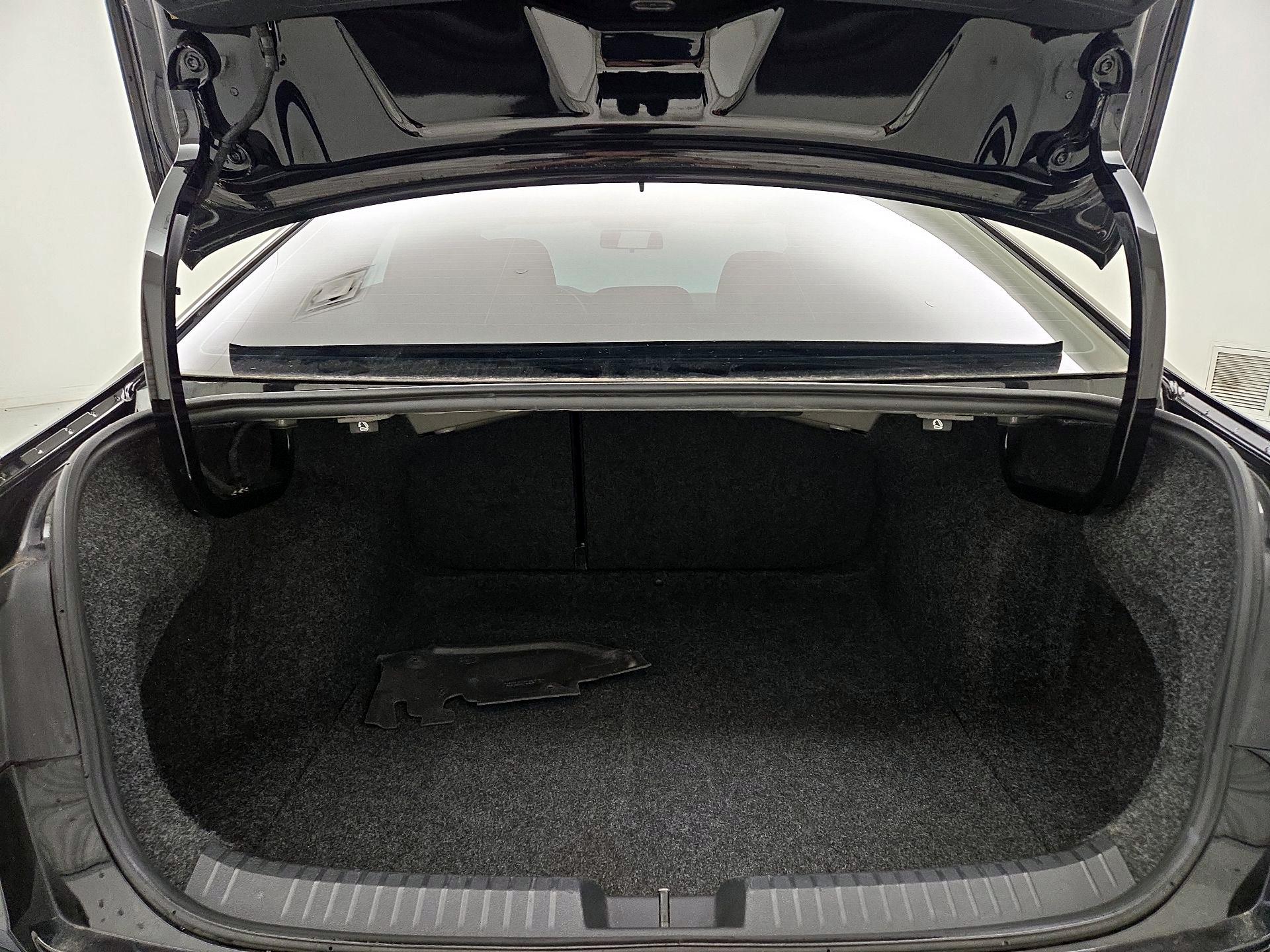 Thumbnail: 2019 Volkswagen Jetta - 20