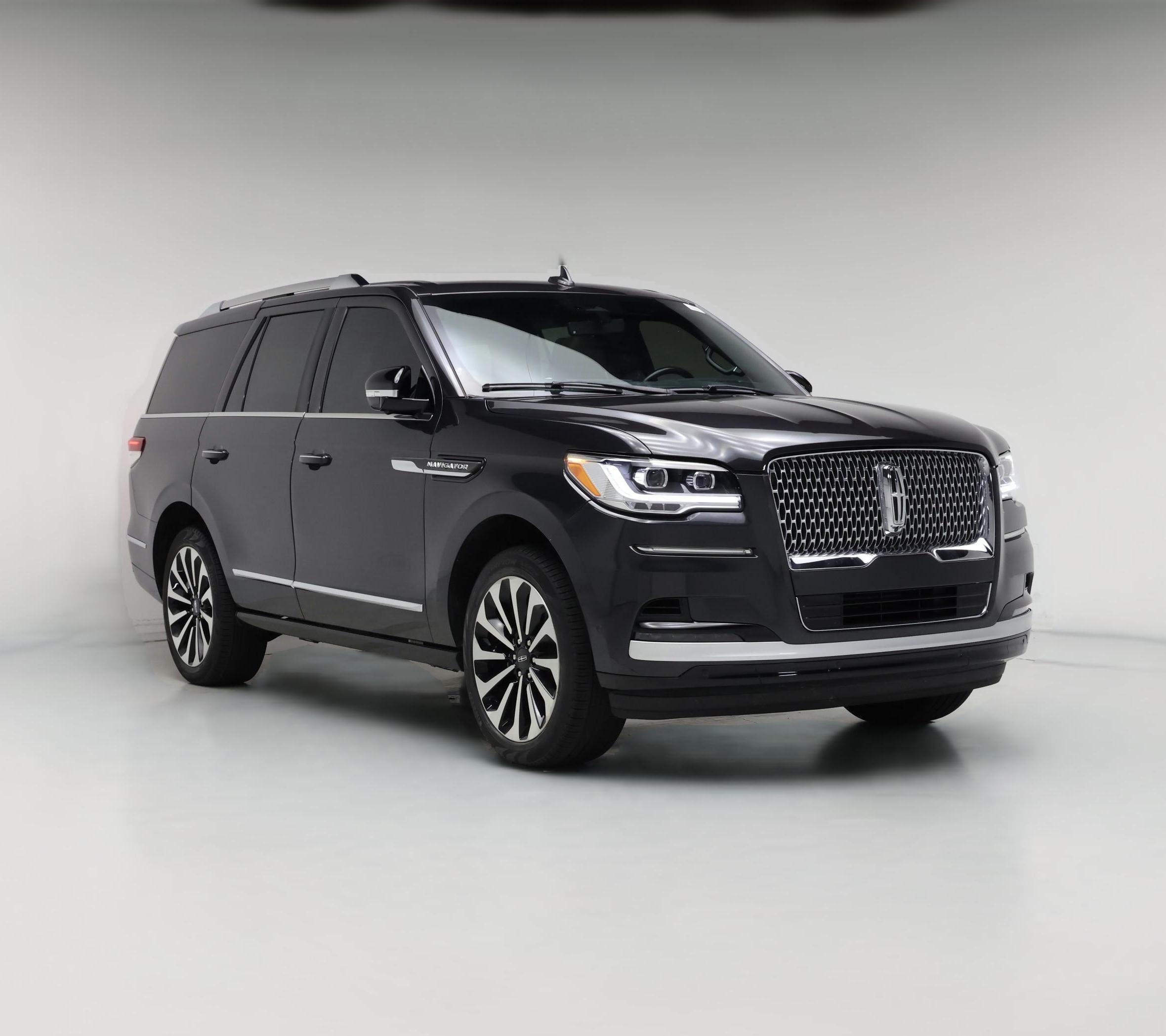 Thumbnail: 2023 Lincoln Navigator - 1