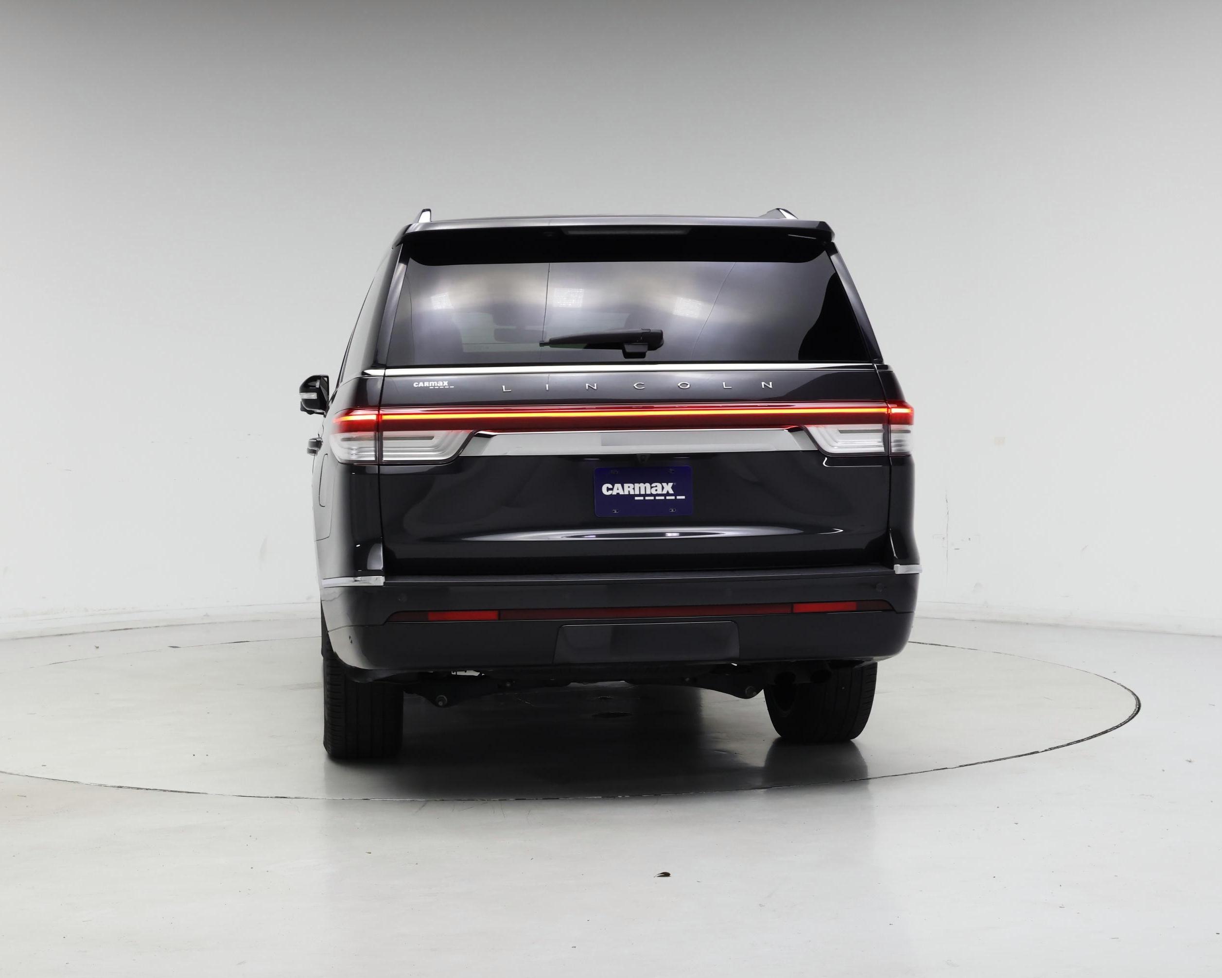 Thumbnail: 2023 Lincoln Navigator - 6