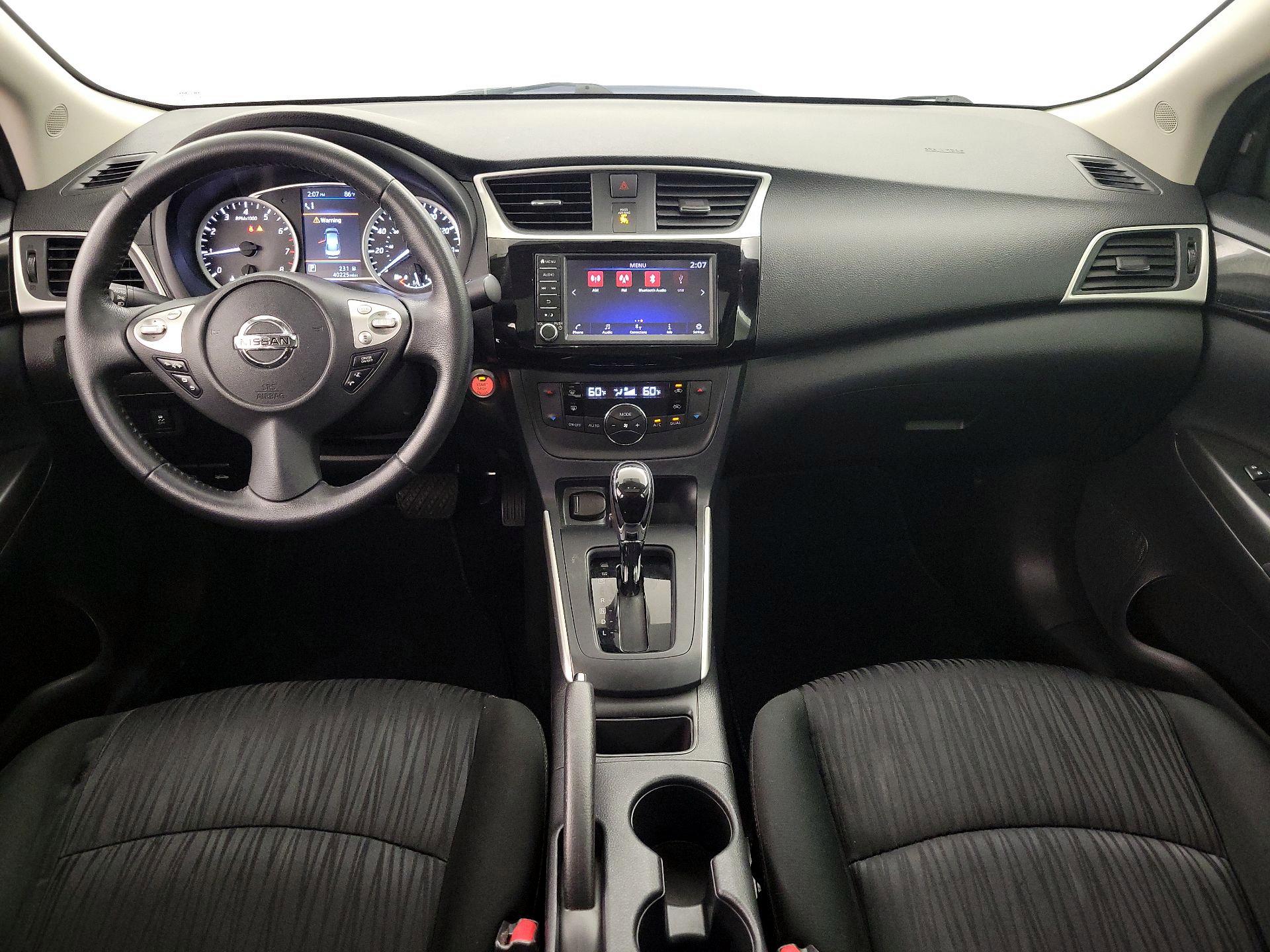 Thumbnail: 2019 Nissan Sentra - 9
