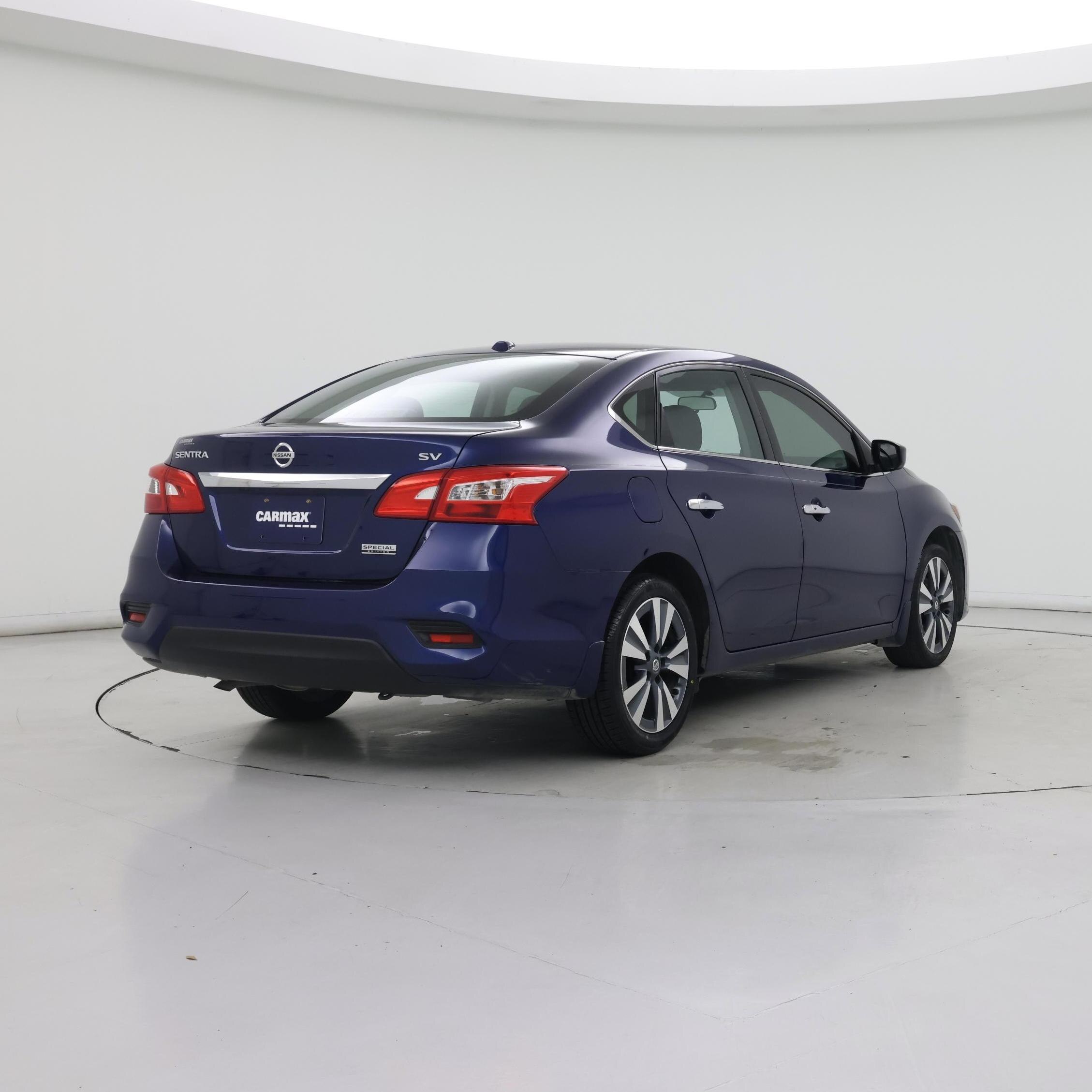 Thumbnail: 2019 Nissan Sentra - 8